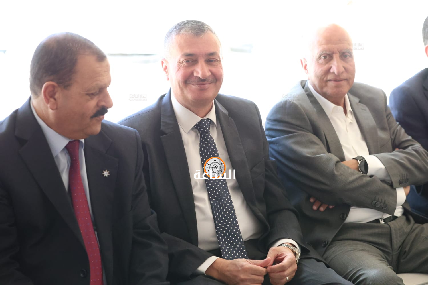 Madar Al-Saa Images 0.4941239831984131