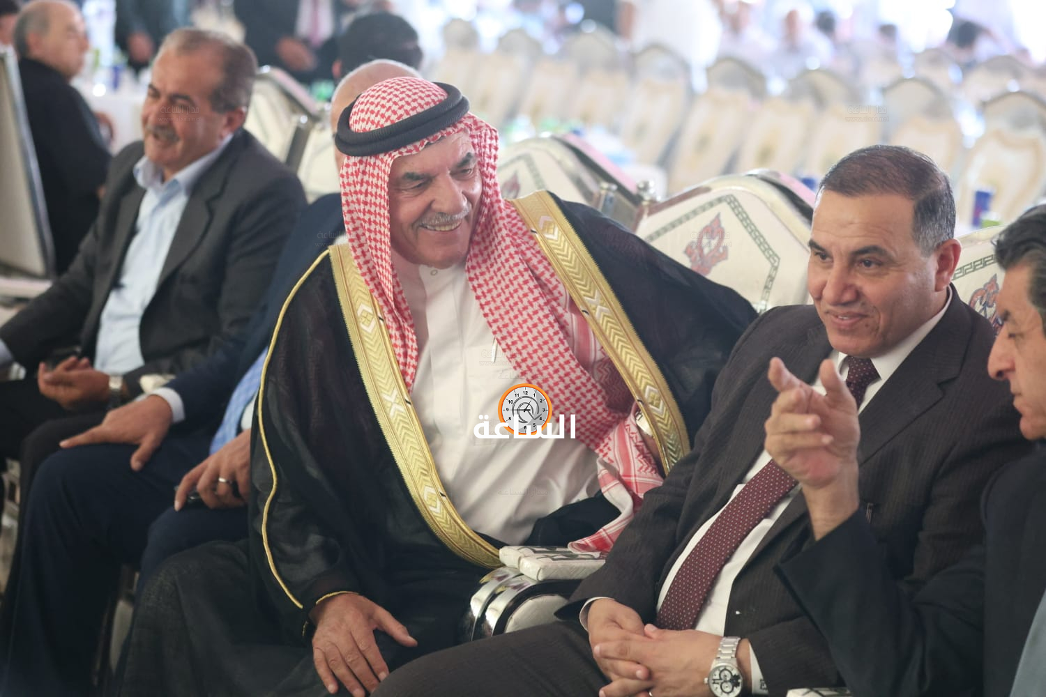 Madar Al-Saa Images 0.4048270202227592
