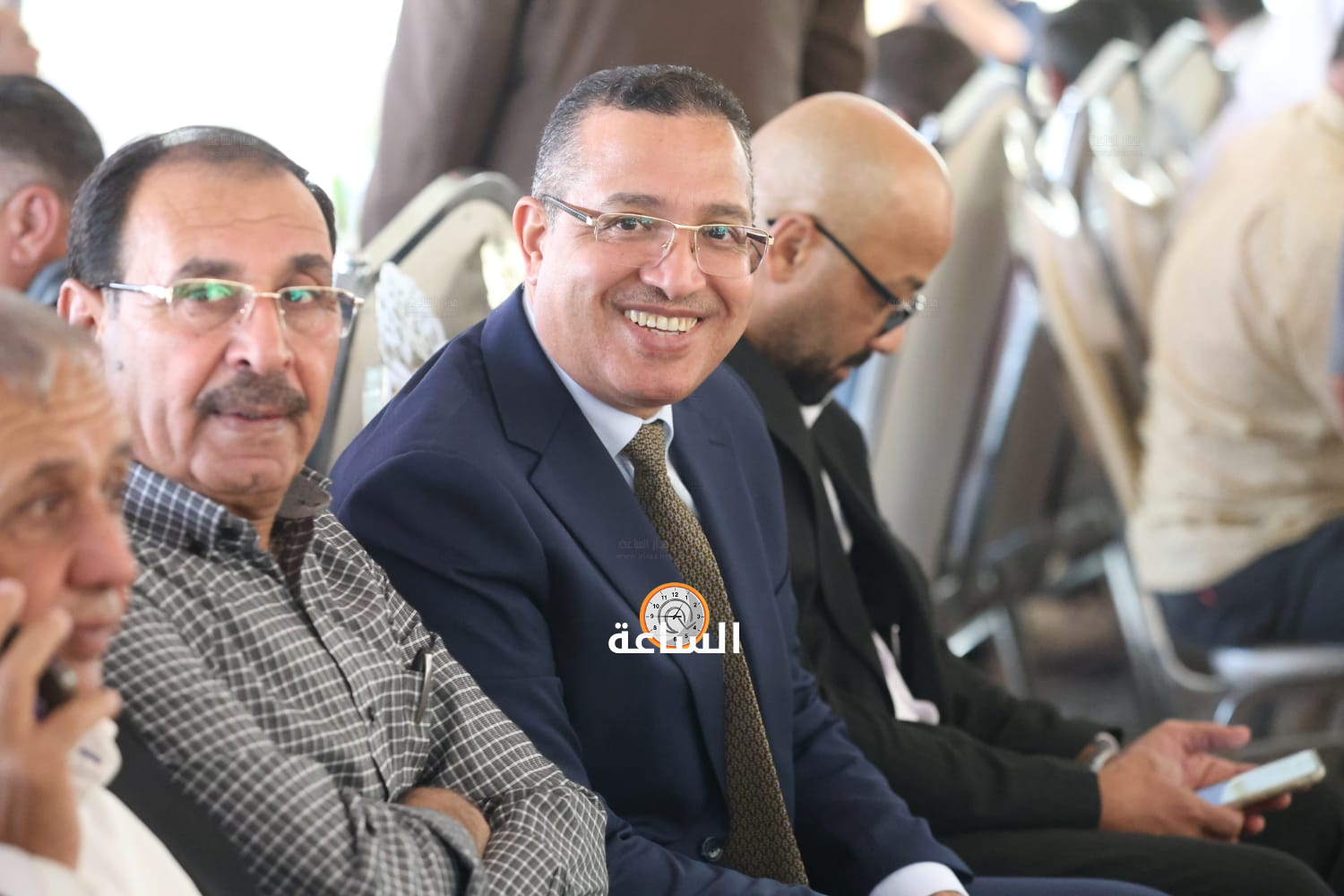 Madar Al-Saa Images 0.004877971606533693