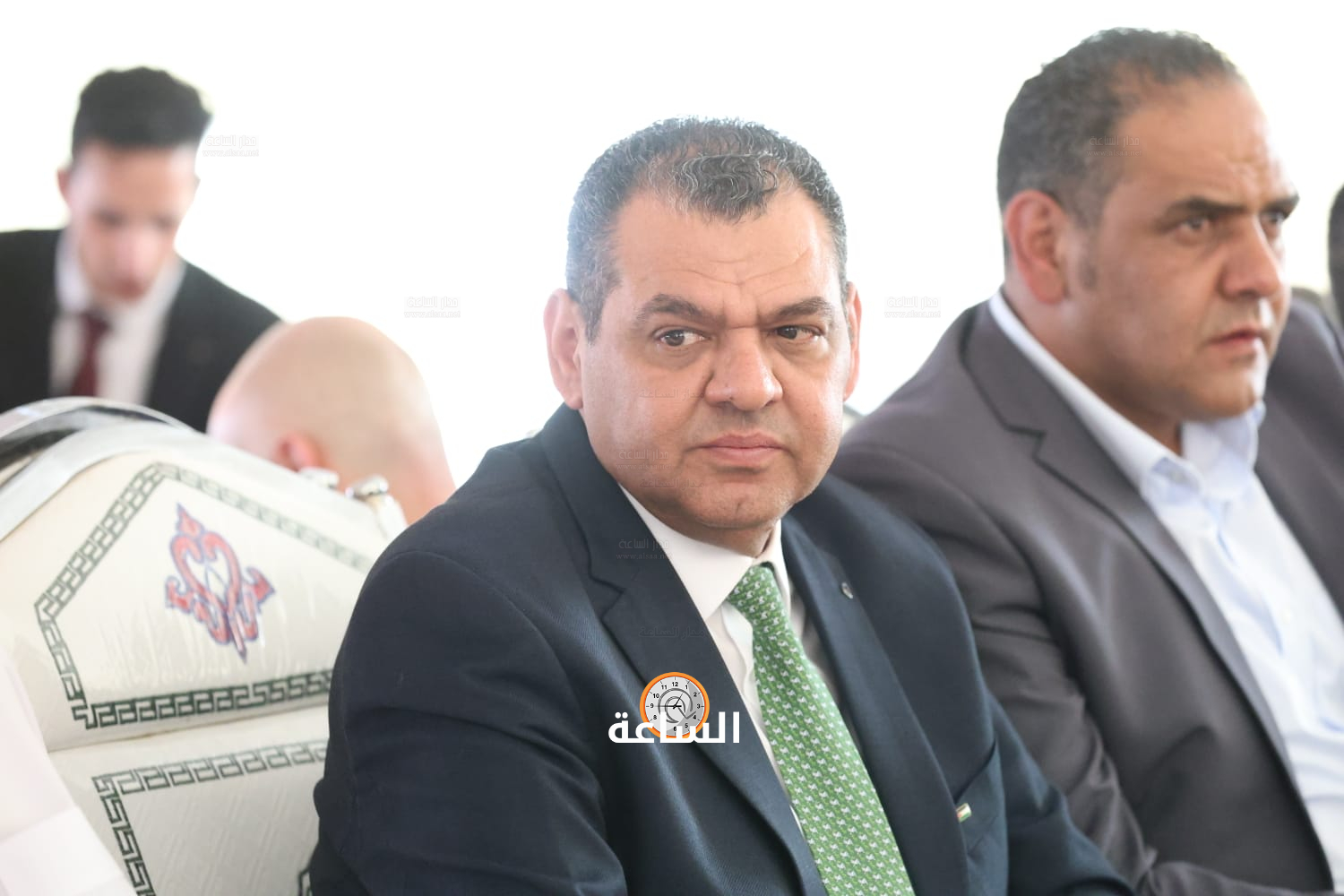 Madar Al-Saa Images 0.32499639745024567