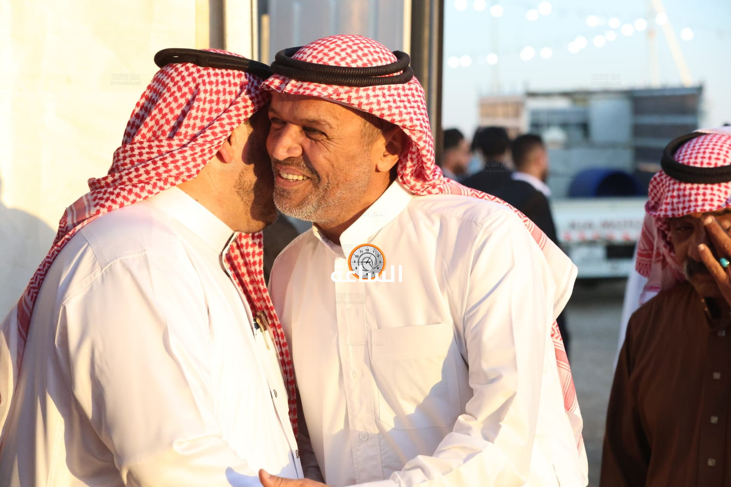 Madar Al-Saa Images 0.8894553411950117