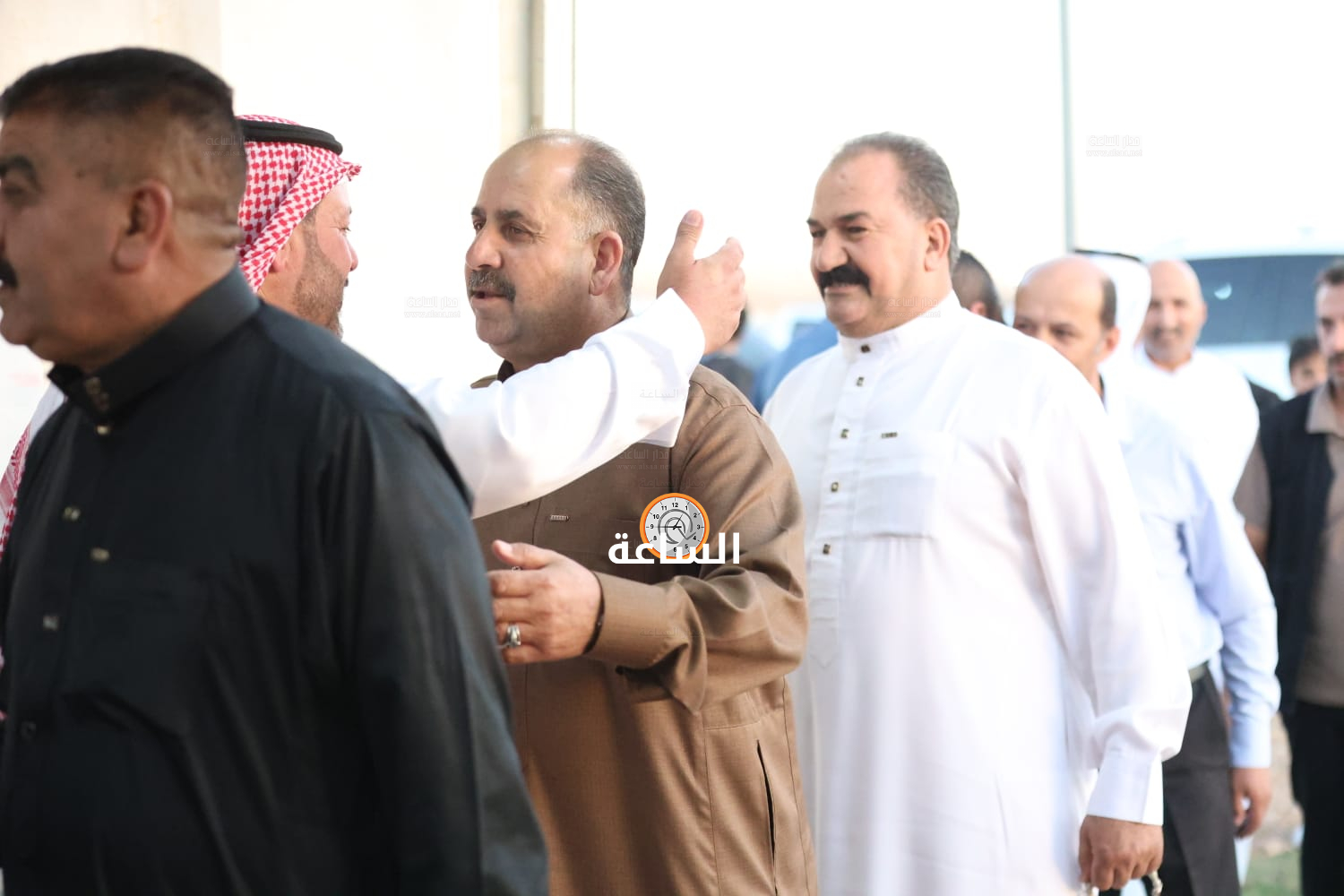 Madar Al-Saa Images 0.01830511124285139