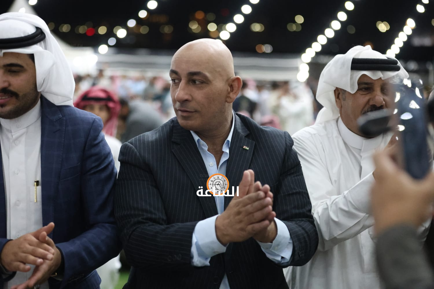 Madar Al-Saa Images 0.0183929281984736