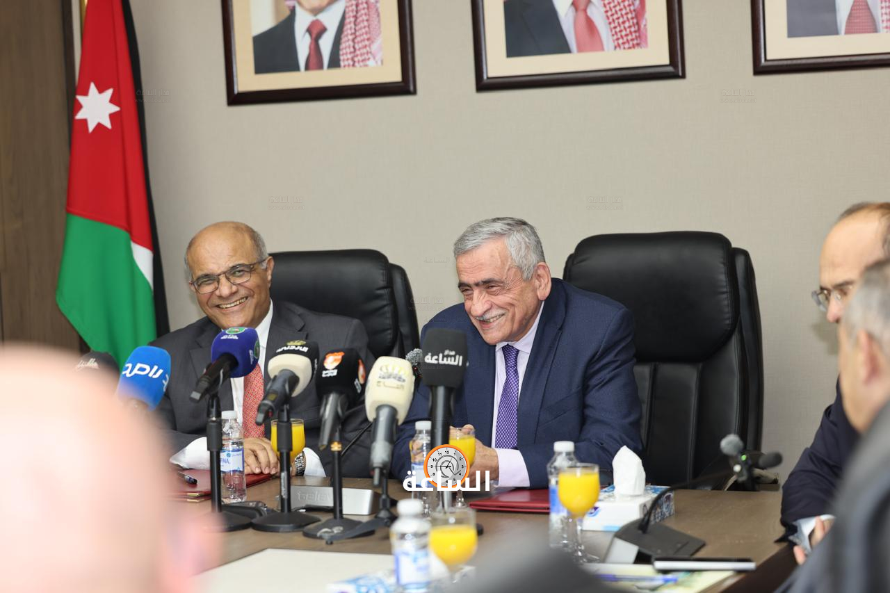 Madar Al-Saa Images 0.14404478370791973