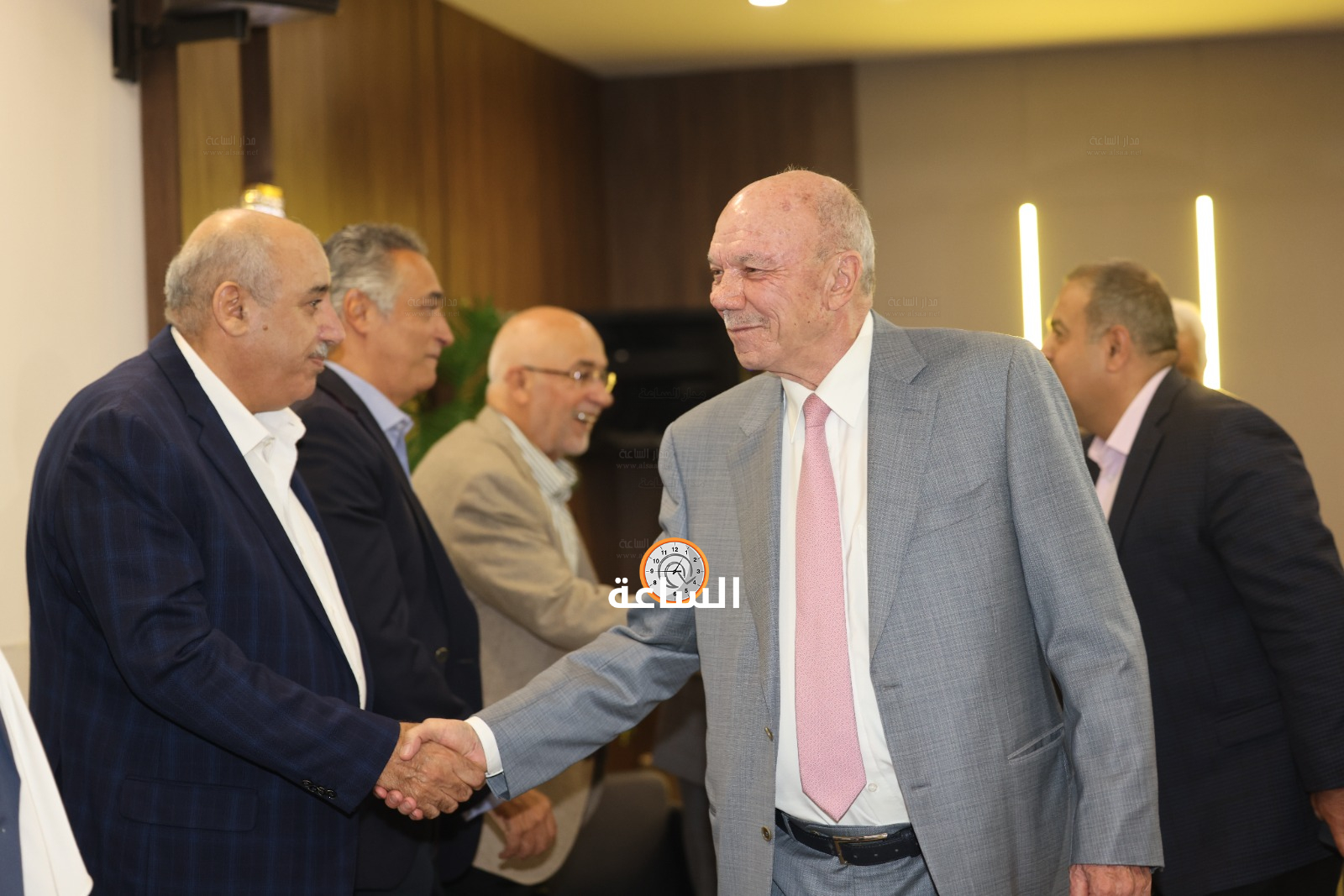 Madar Al-Saa Images 0.16175588748431324