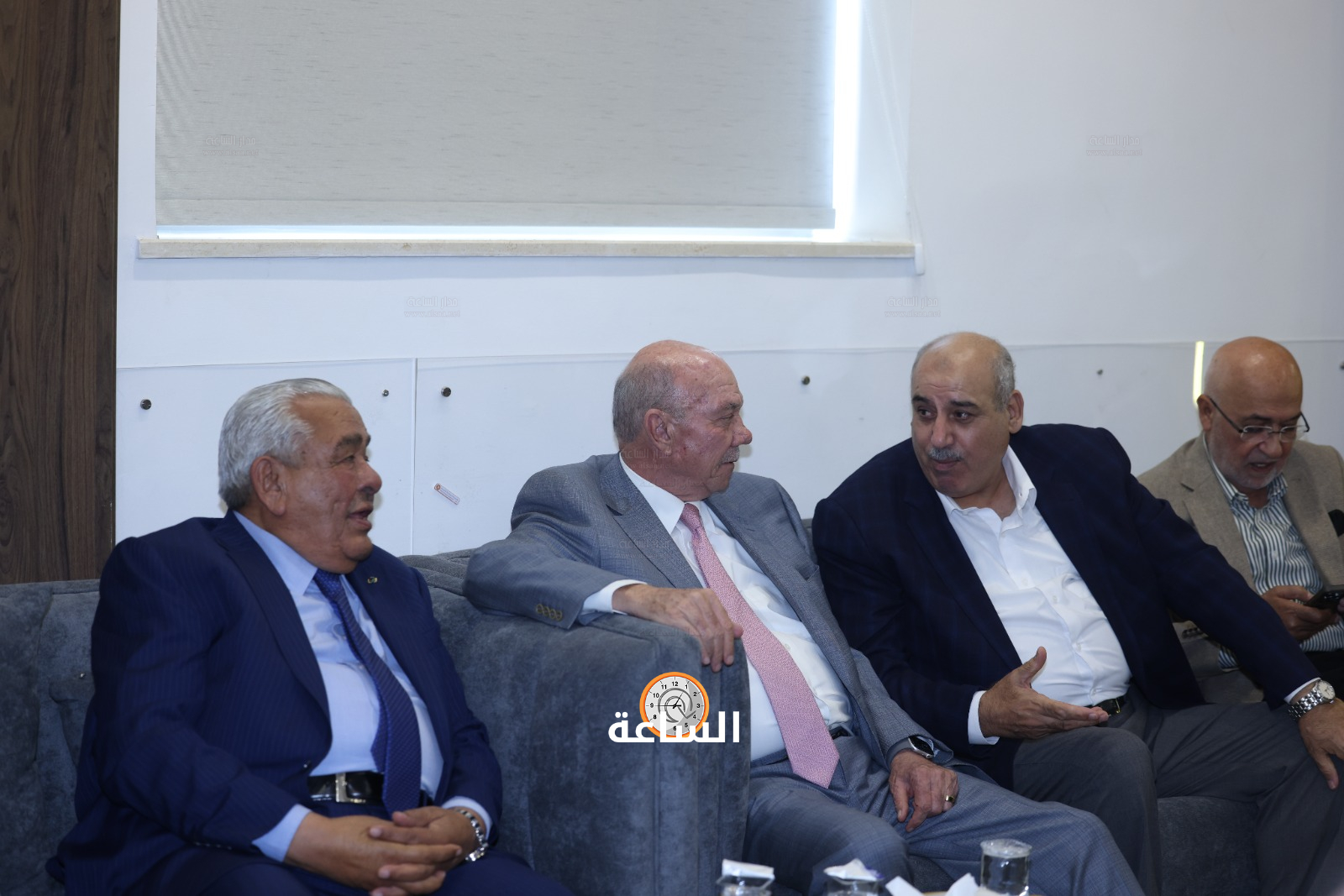 Madar Al-Saa Images 0.2883663065033595