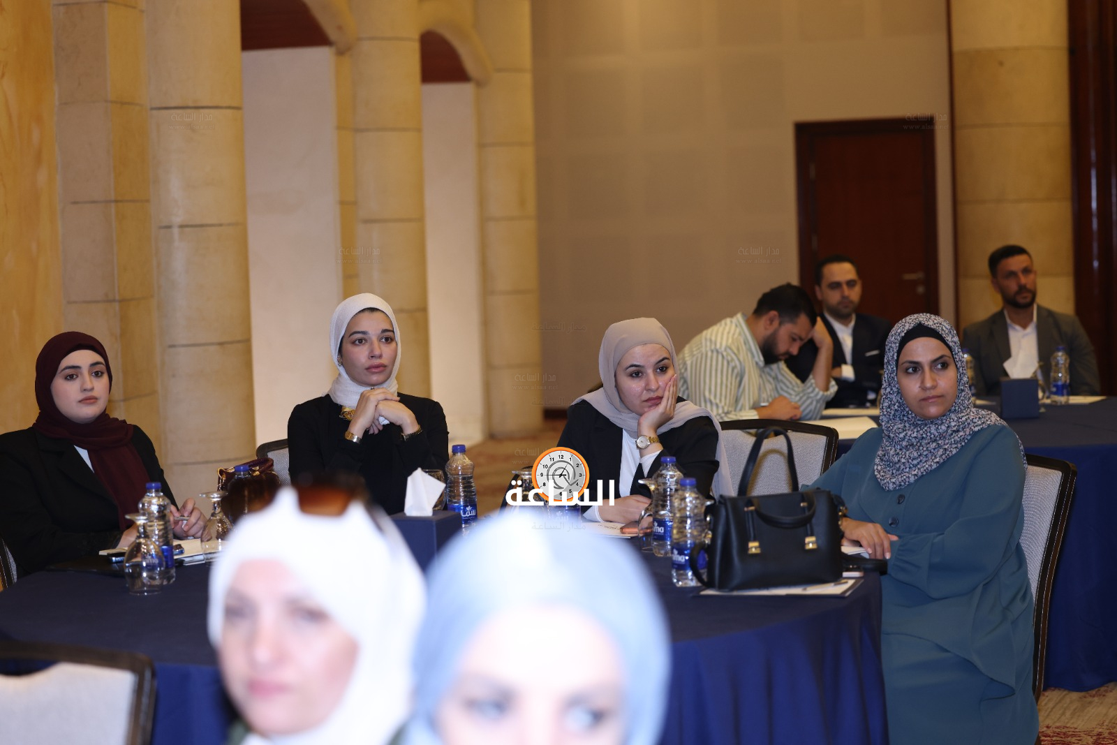 Madar Al-Saa Images 0.3945887902970012