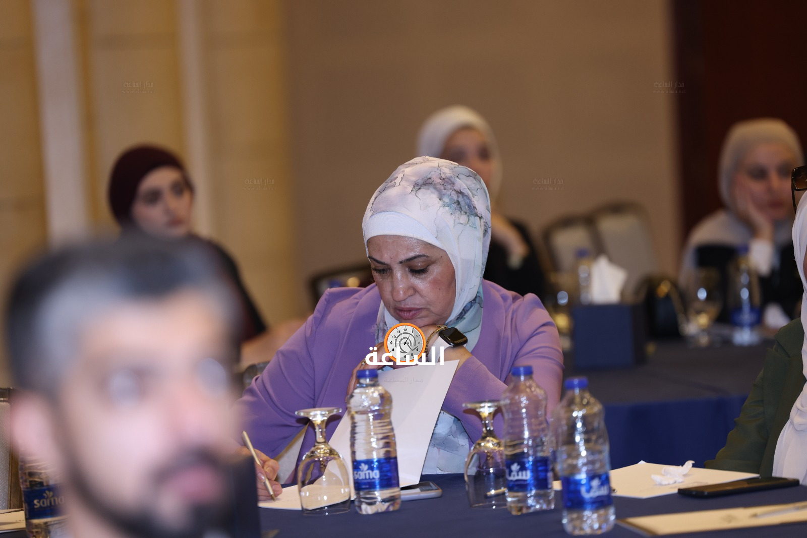 Madar Al-Saa Images 0.9532909369331408