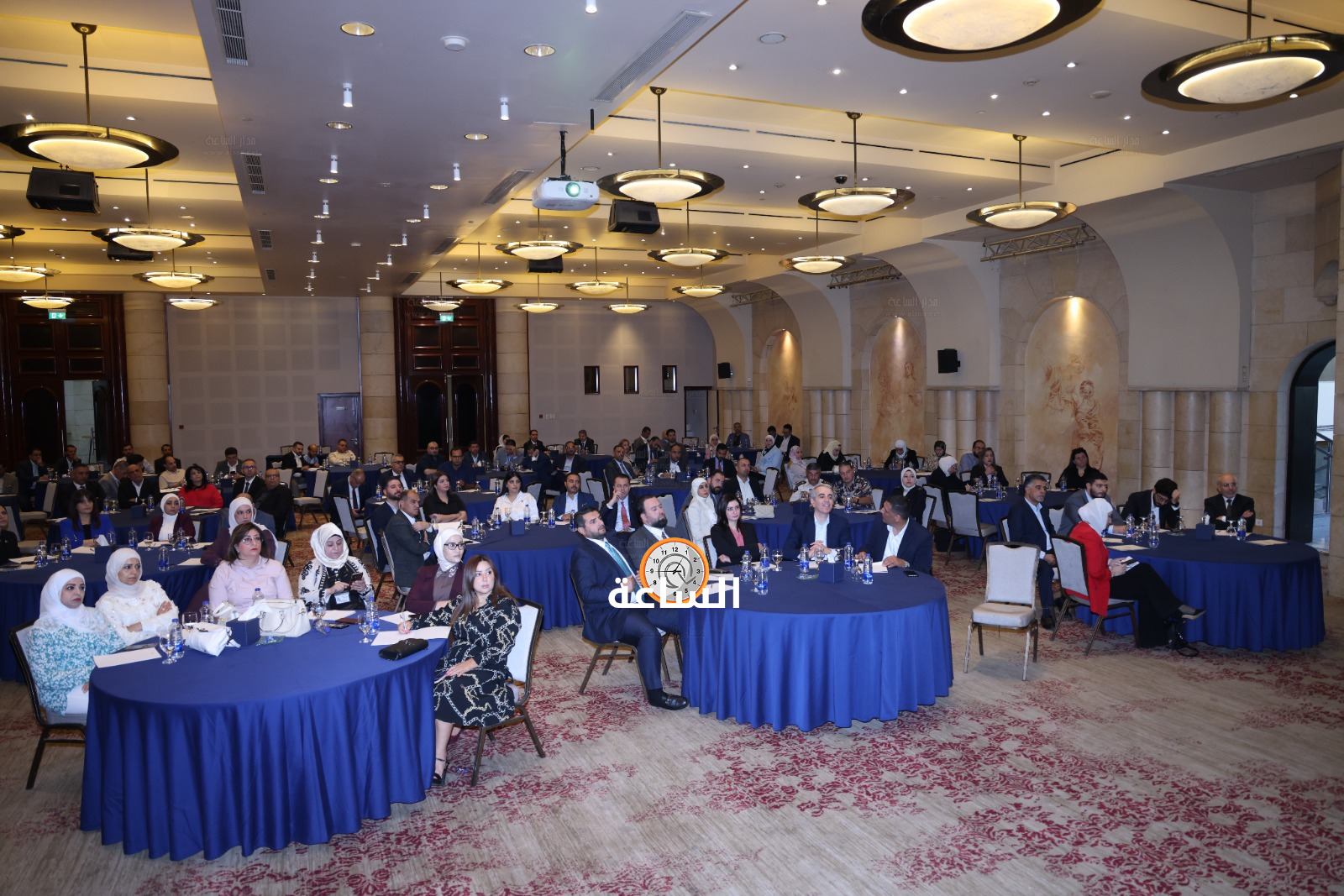 Madar Al-Saa Images 0.24610403089817545