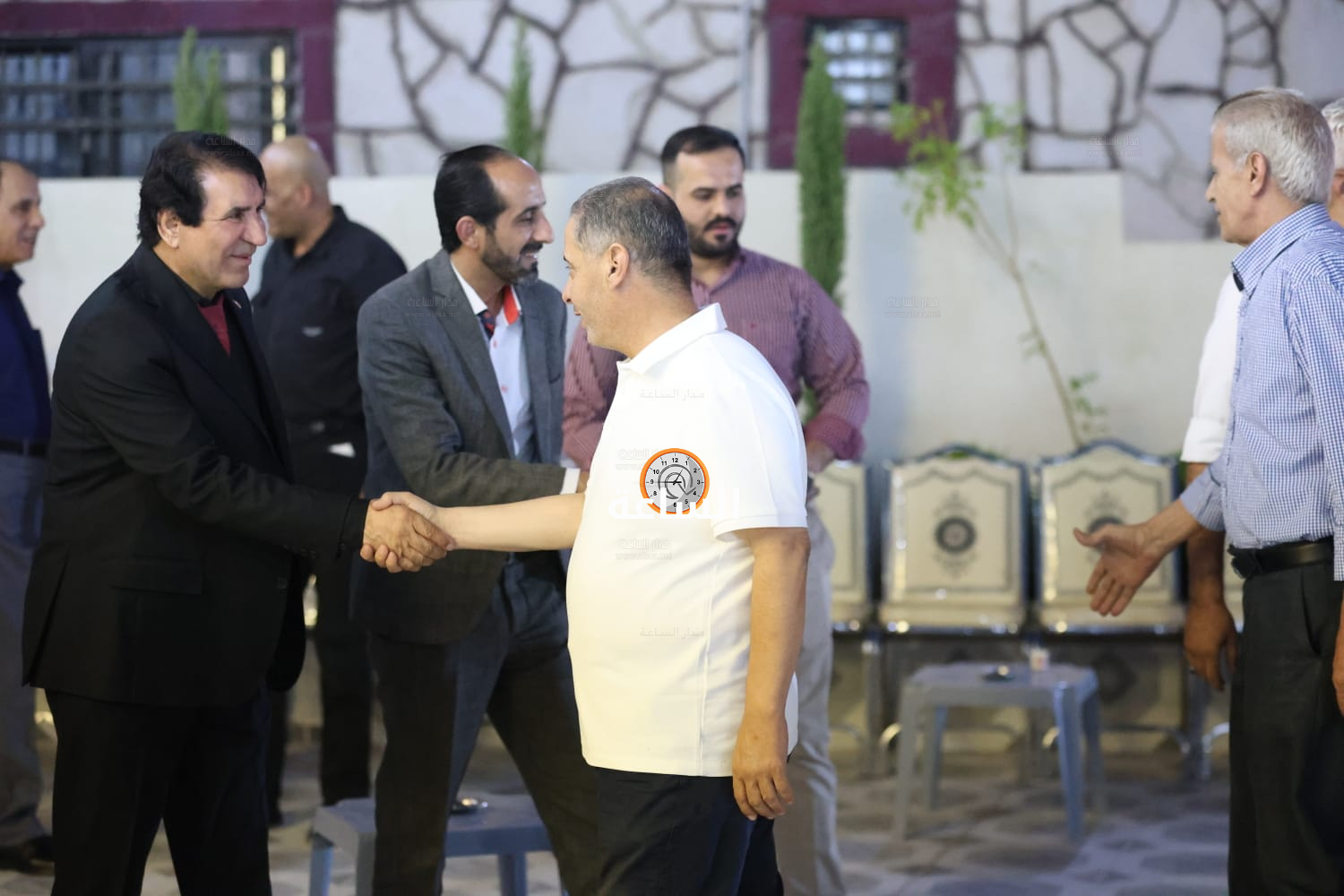 Madar Al-Saa Images 0.8582050382981934