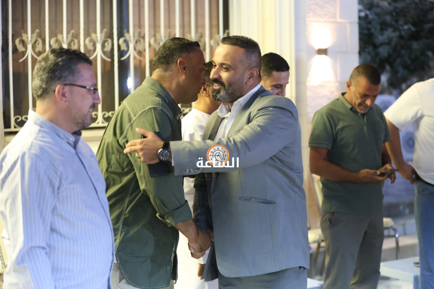 Madar Al-Saa Images 0.18945391344314155