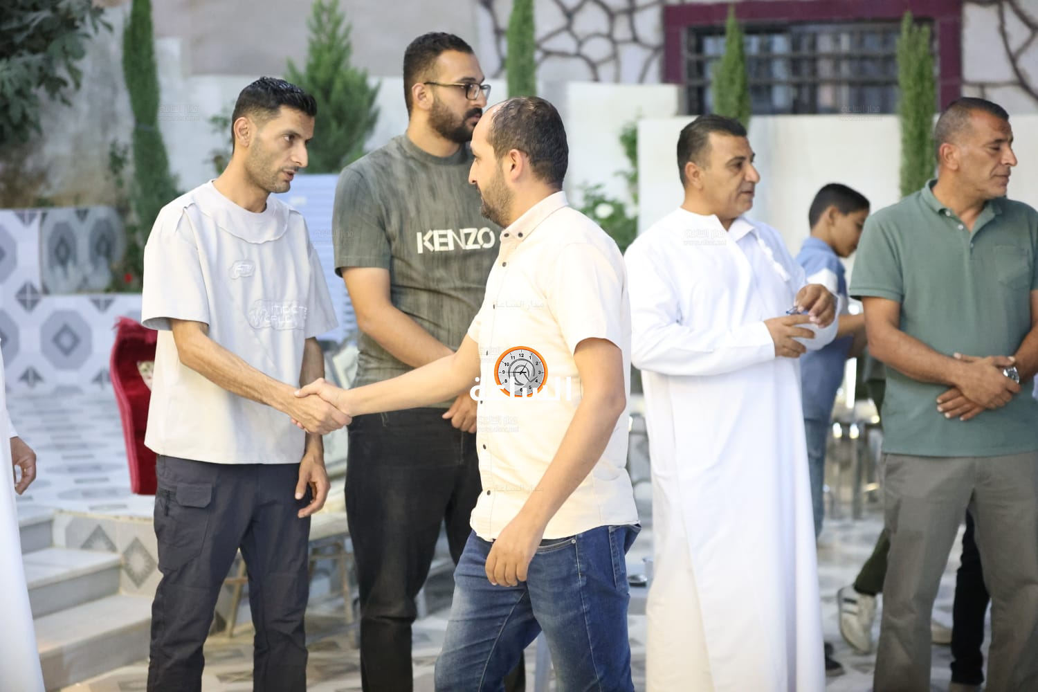 Madar Al-Saa Images 0.0003990177237516157