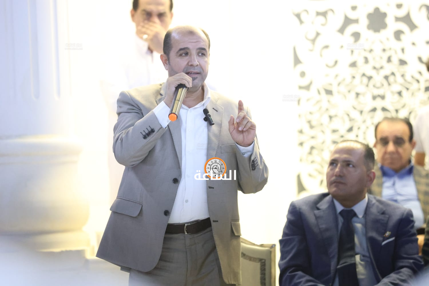 Madar Al-Saa Images 0.39288471119777224