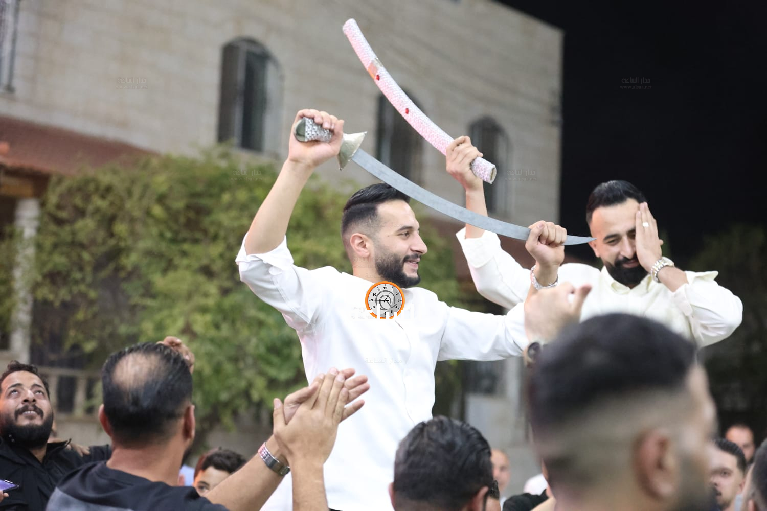Madar Al-Saa Images 0.5169010836004886