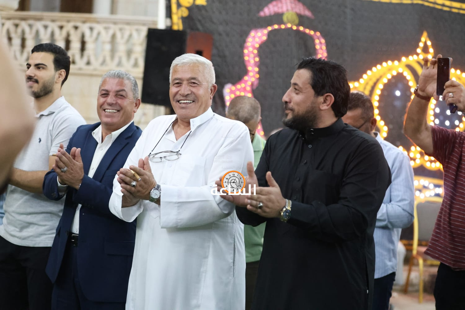 Madar Al-Saa Images 0.9546872536999629