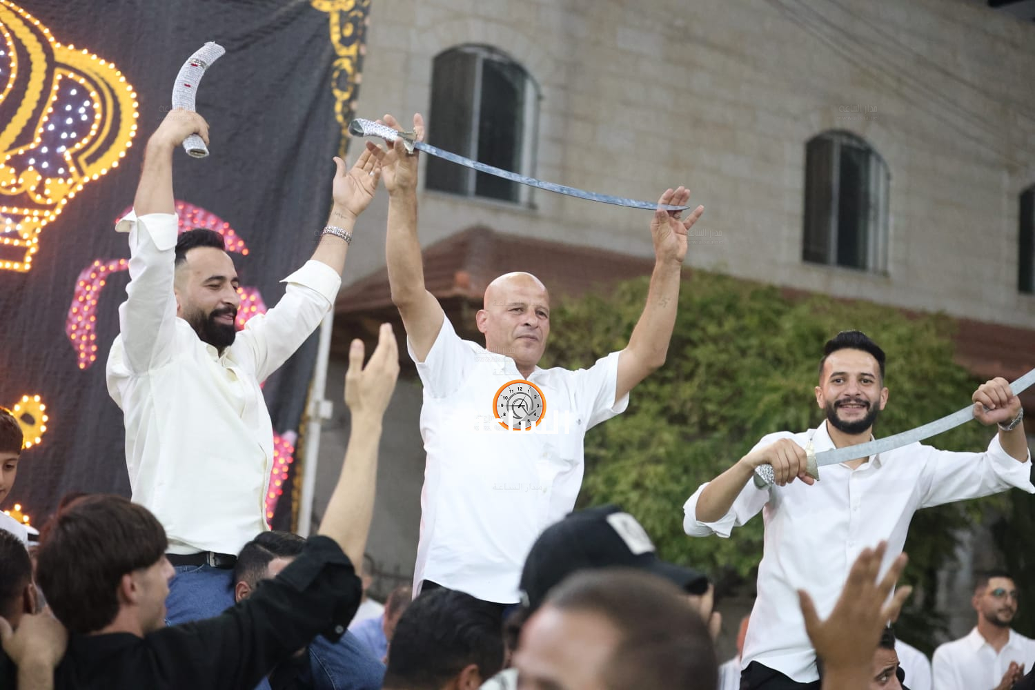 Madar Al-Saa Images 0.32857208374585123