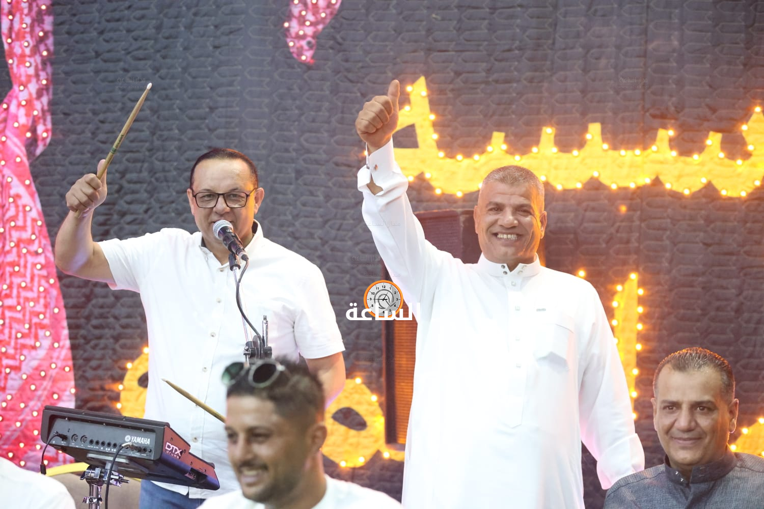 Madar Al-Saa Images 0.41123488650524886