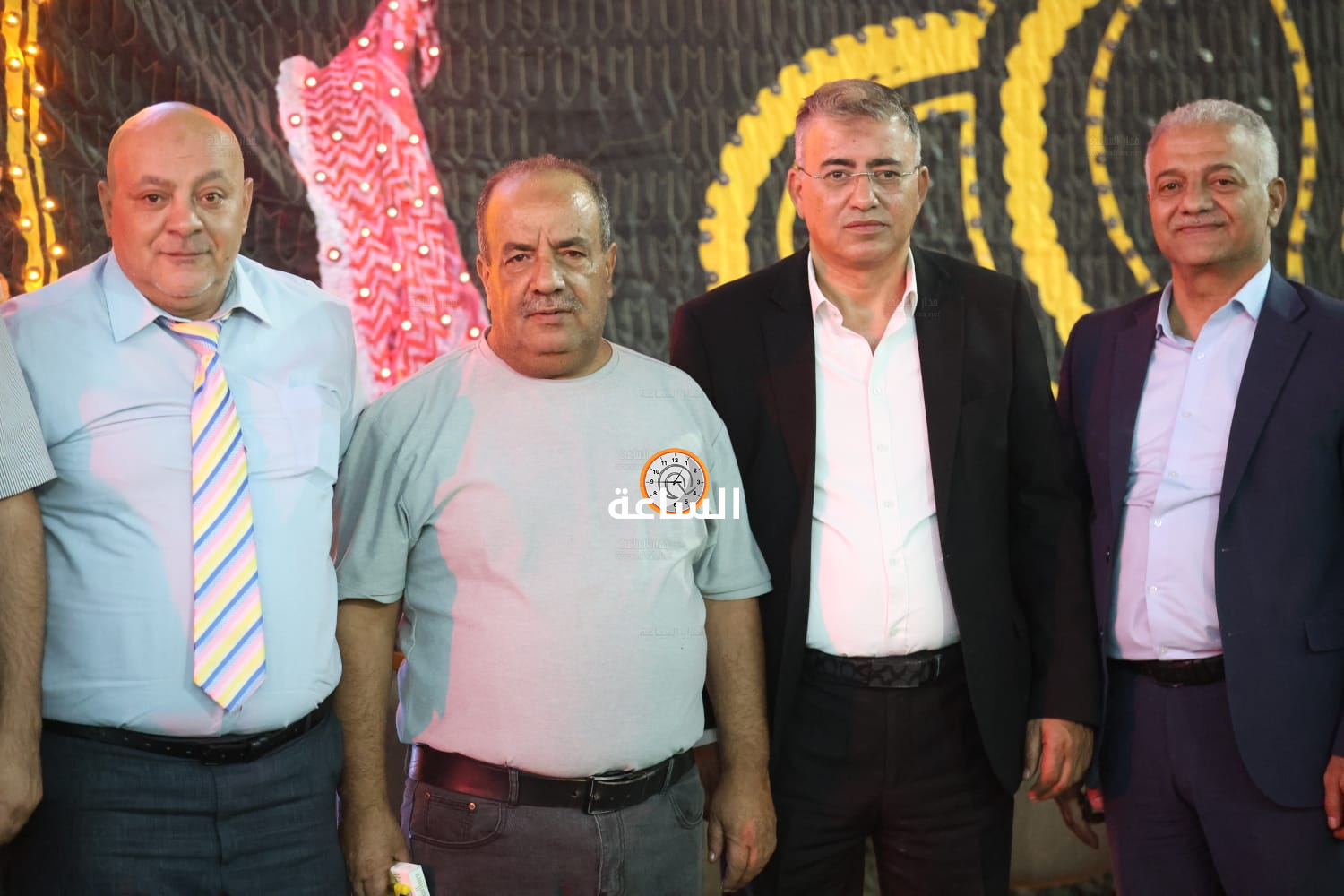 Madar Al-Saa Images 0.2731444087176862