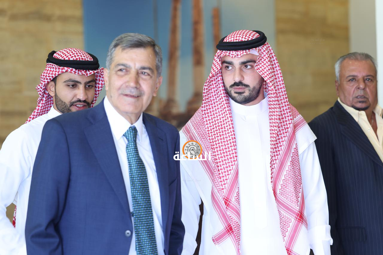 Madar Al-Saa Images 0.36438755025341263