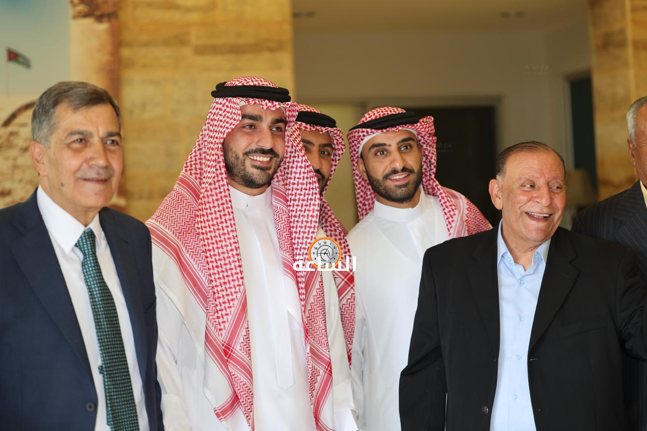 Madar Al-Saa Images 0.8263019813555003