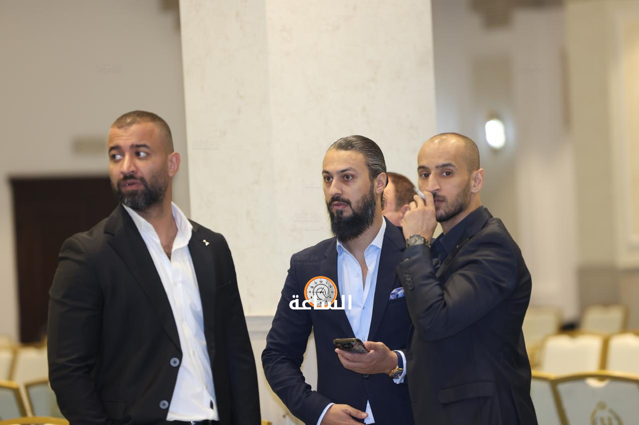 Madar Al-Saa Images 0.22286122860562918