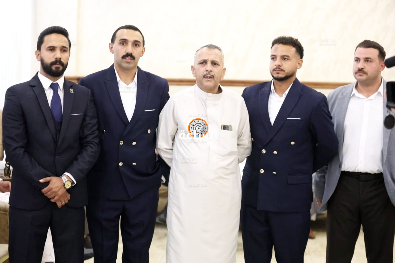 Madar Al-Saa Images 0.9986654361409265