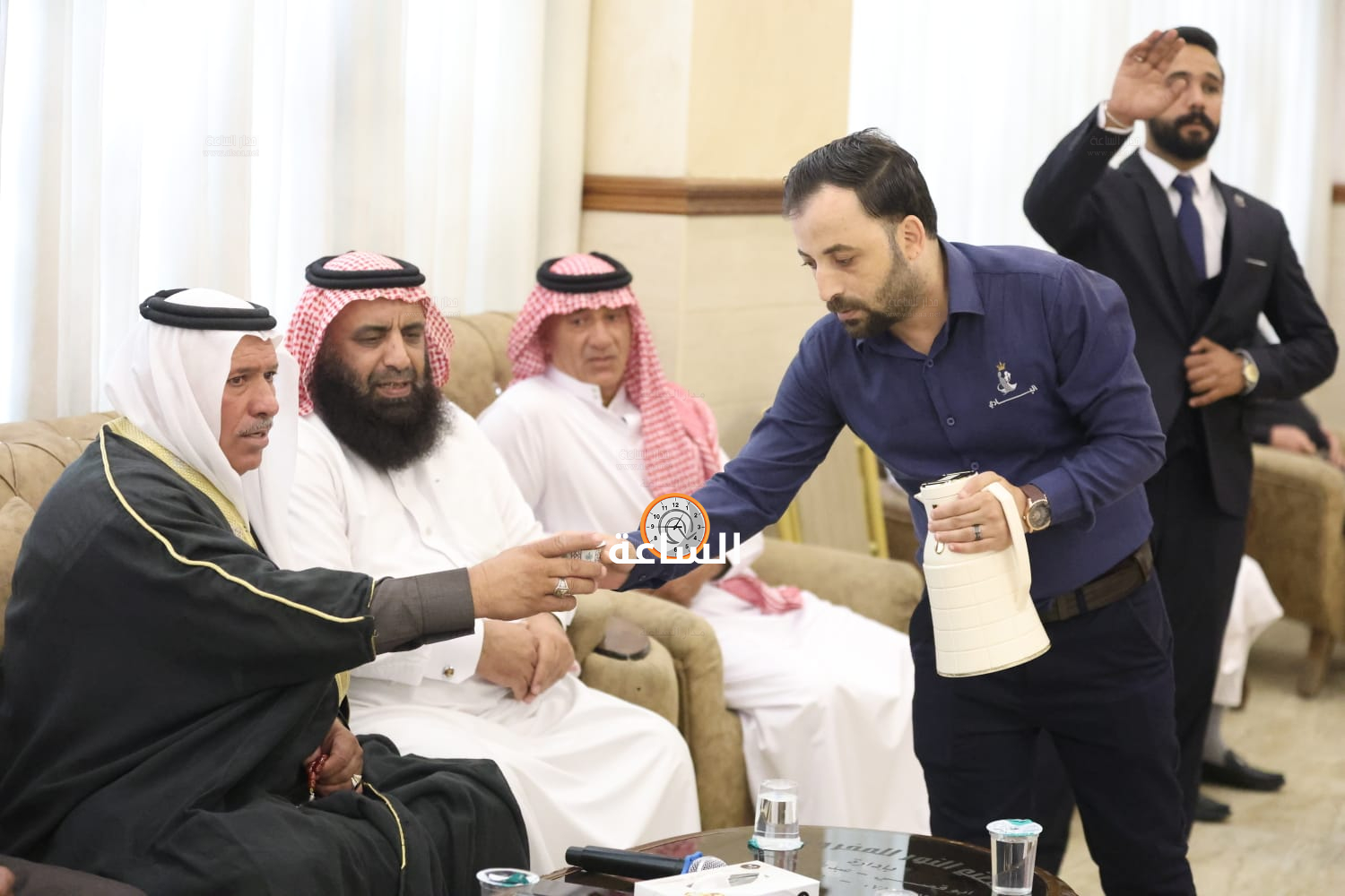 Madar Al-Saa Images 0.3704531579963043
