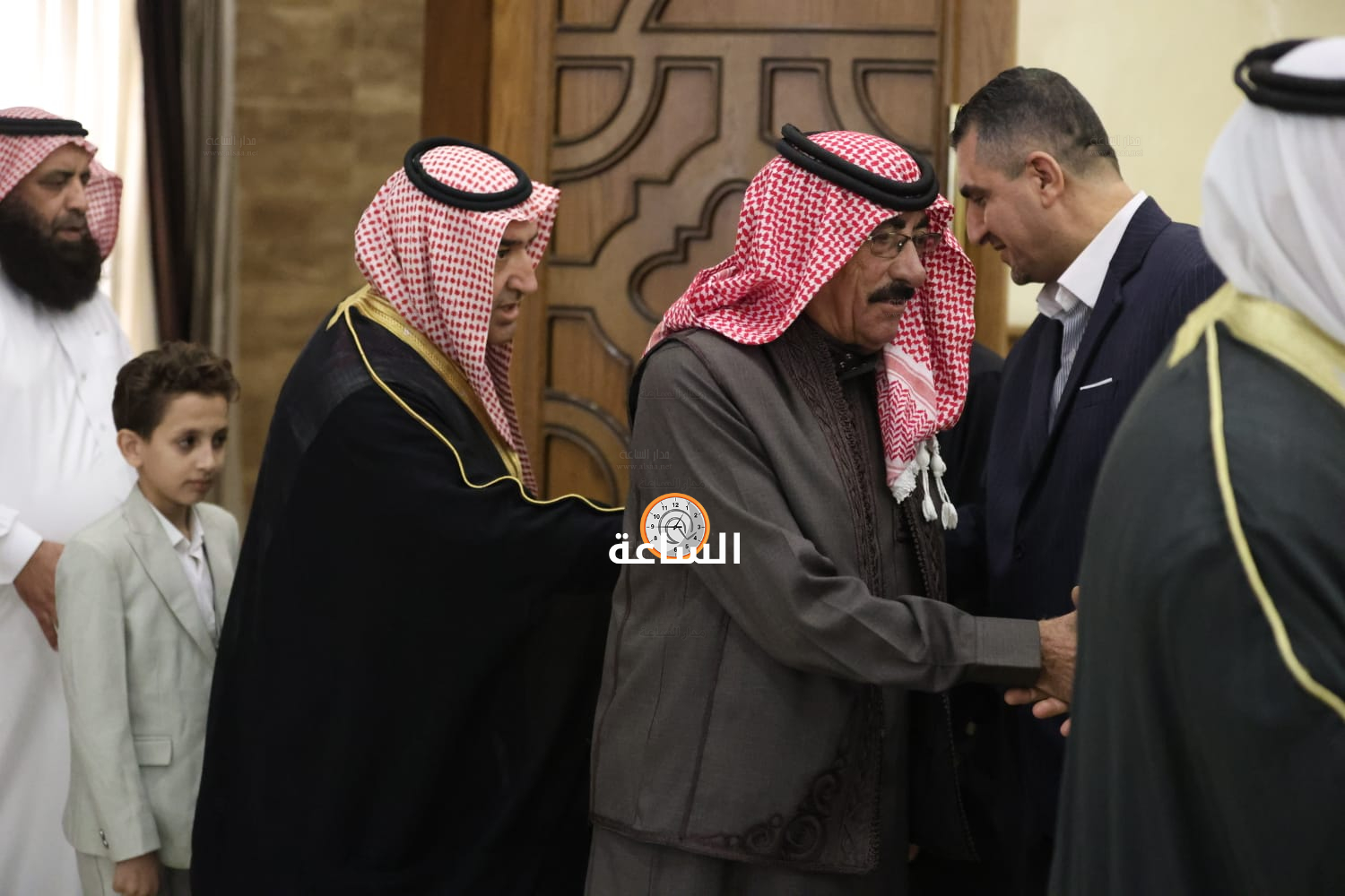 Madar Al-Saa Images 0.4386435394488709