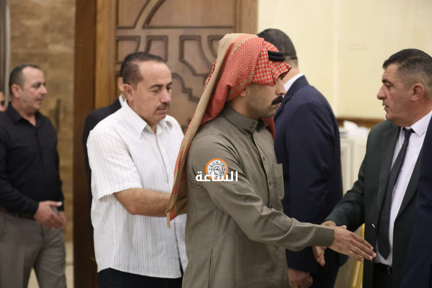 Madar Al-Saa Images 0.9305780434335679