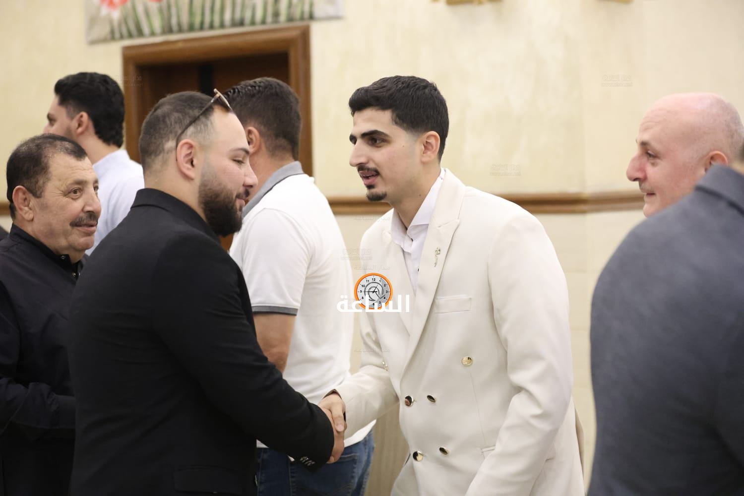 Madar Al-Saa Images 0.4004505803161599