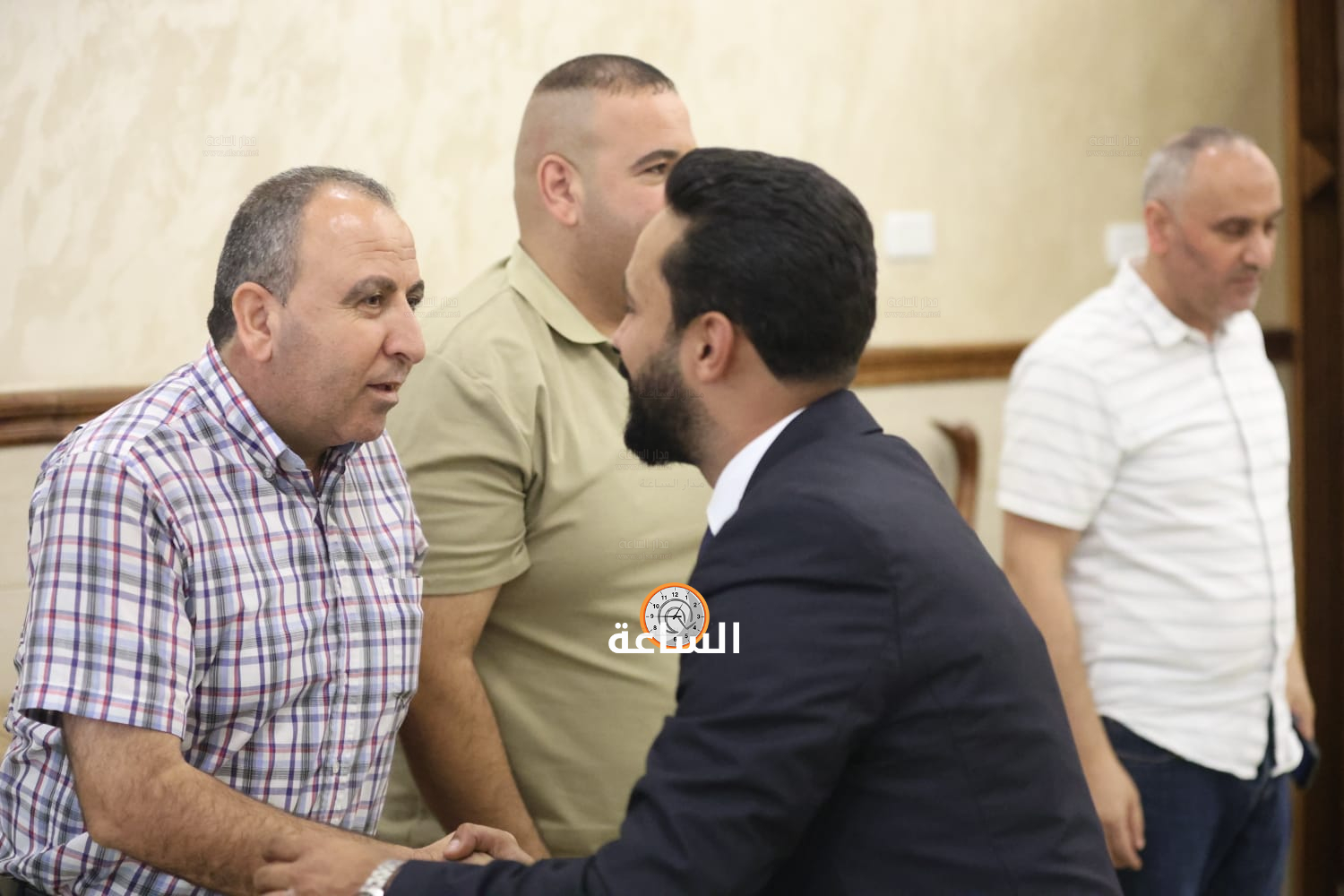 Madar Al-Saa Images 0.8825851301364567
