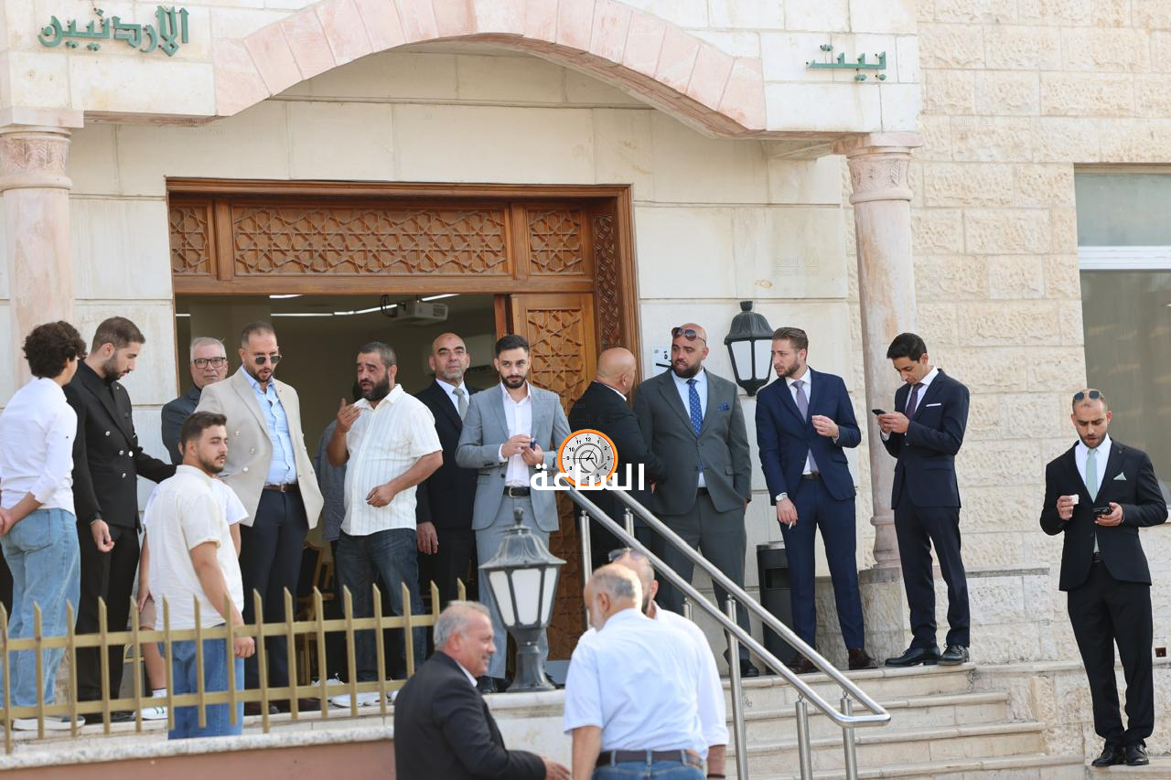 Madar Al-Saa Images 0.2124579214867769