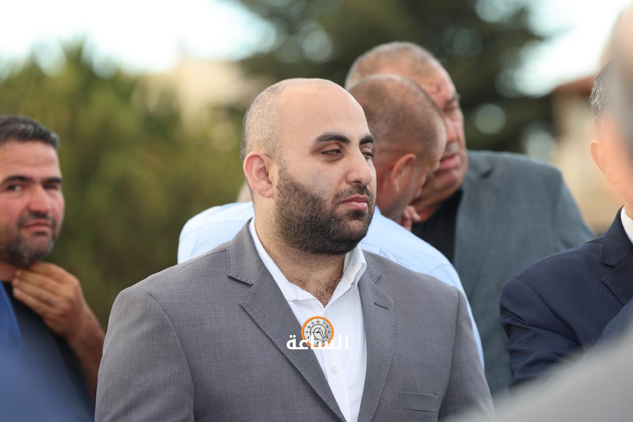Madar Al-Saa Images 0.22101669070929486