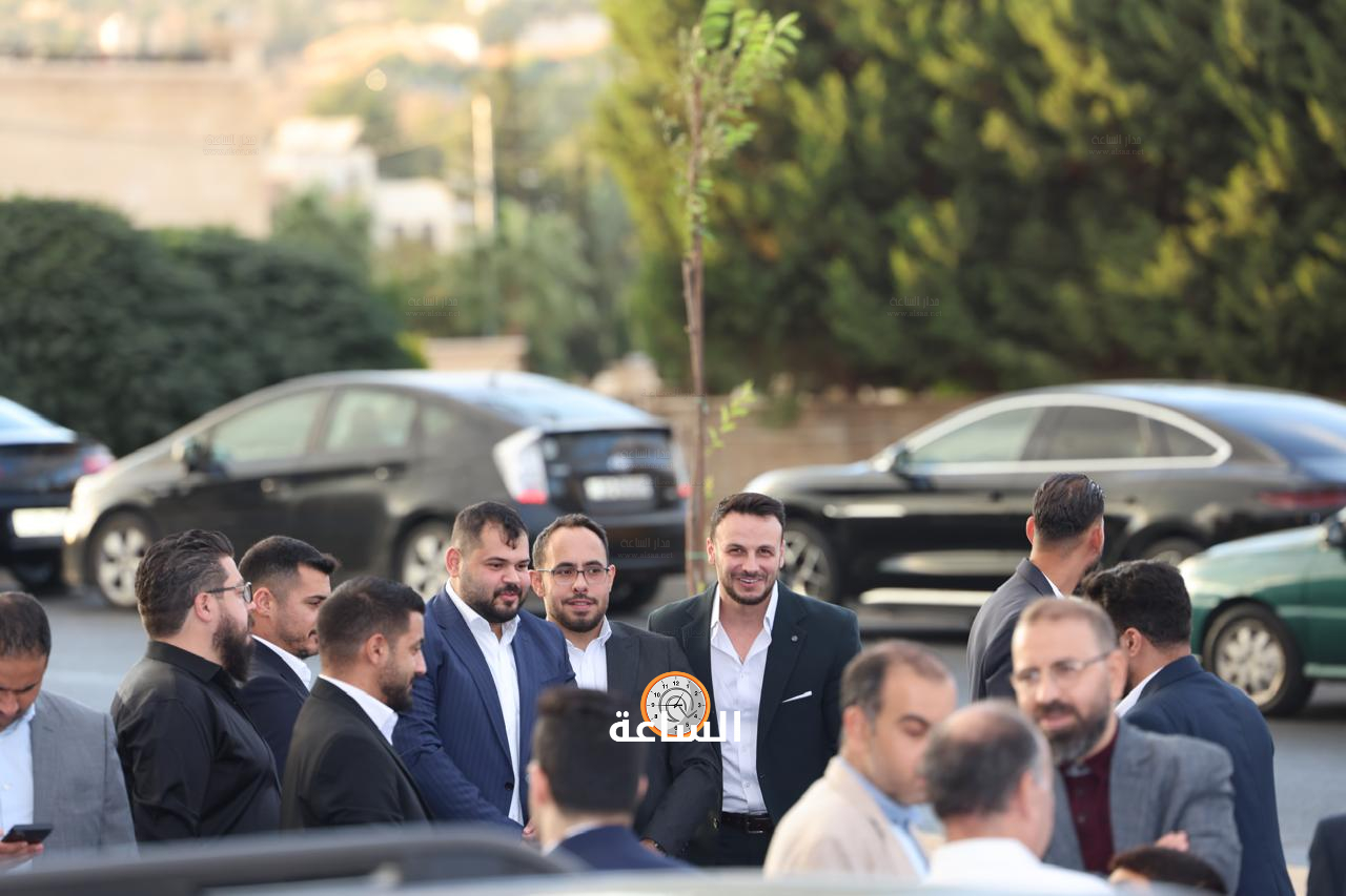 Madar Al-Saa Images 0.7472163685255346