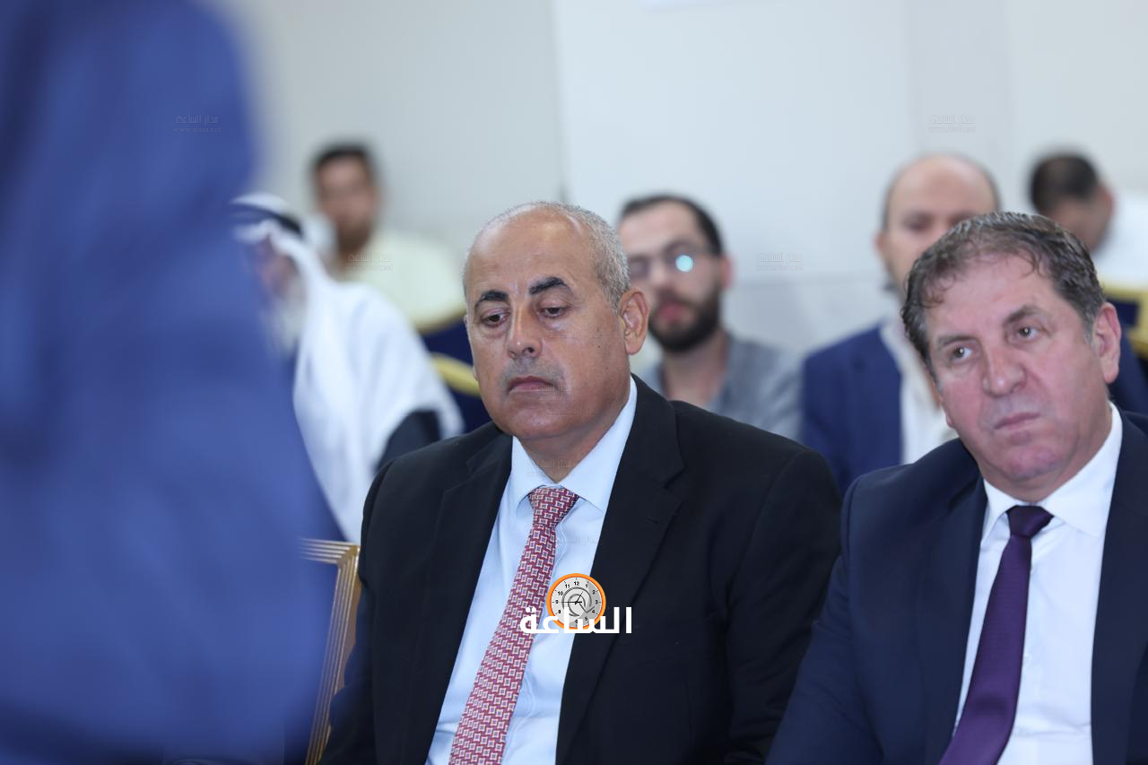 Madar Al-Saa Images 0.748318920797596