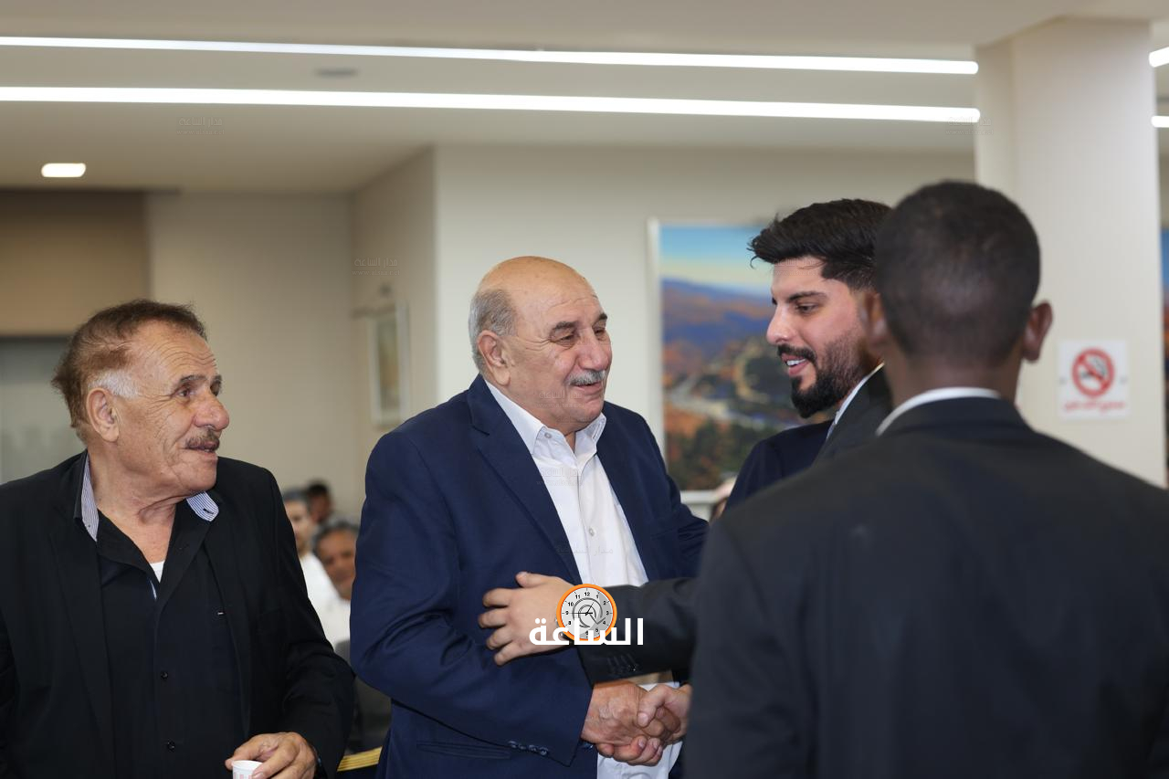 Madar Al-Saa Images 0.4461496972832132