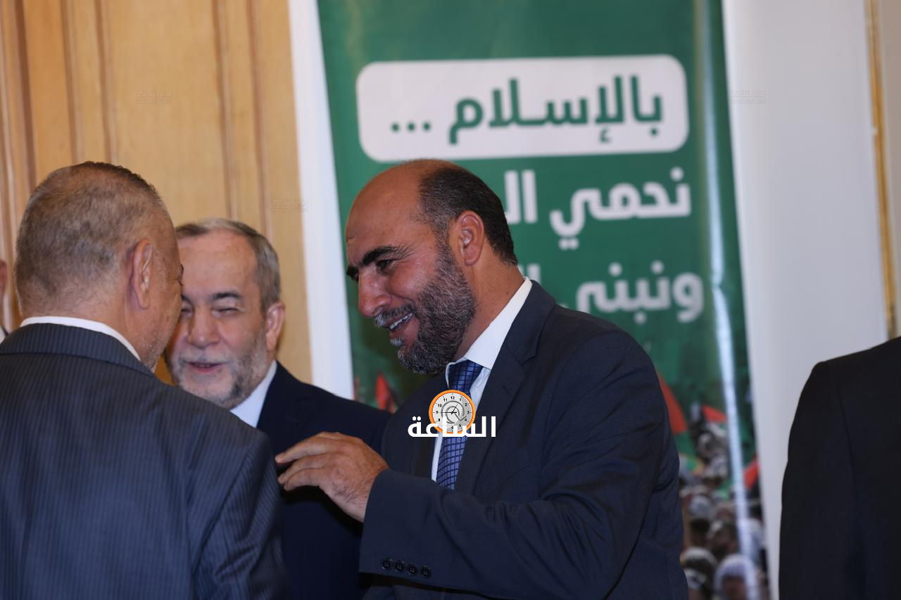 Madar Al-Saa Images 0.08997145675239482