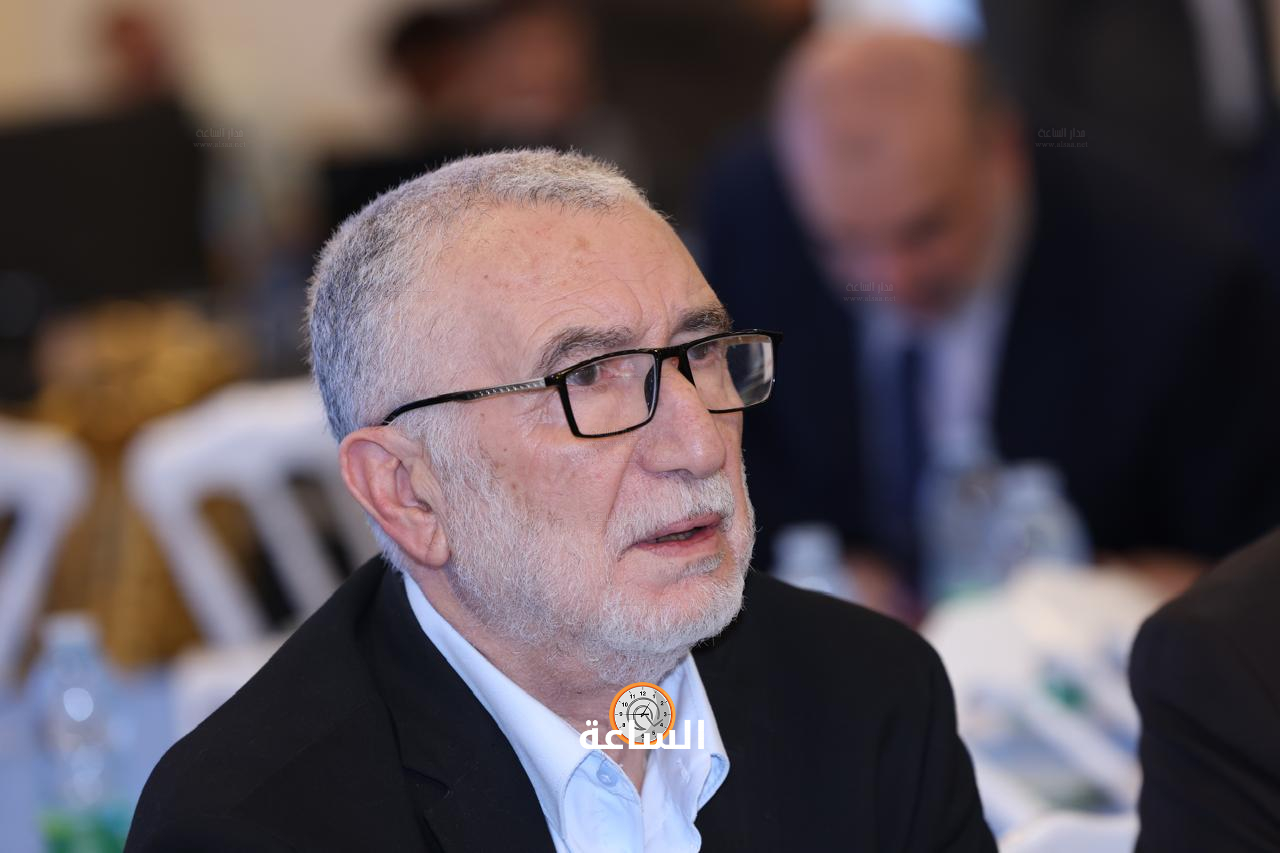 Madar Al-Saa Images 0.009378181787239148