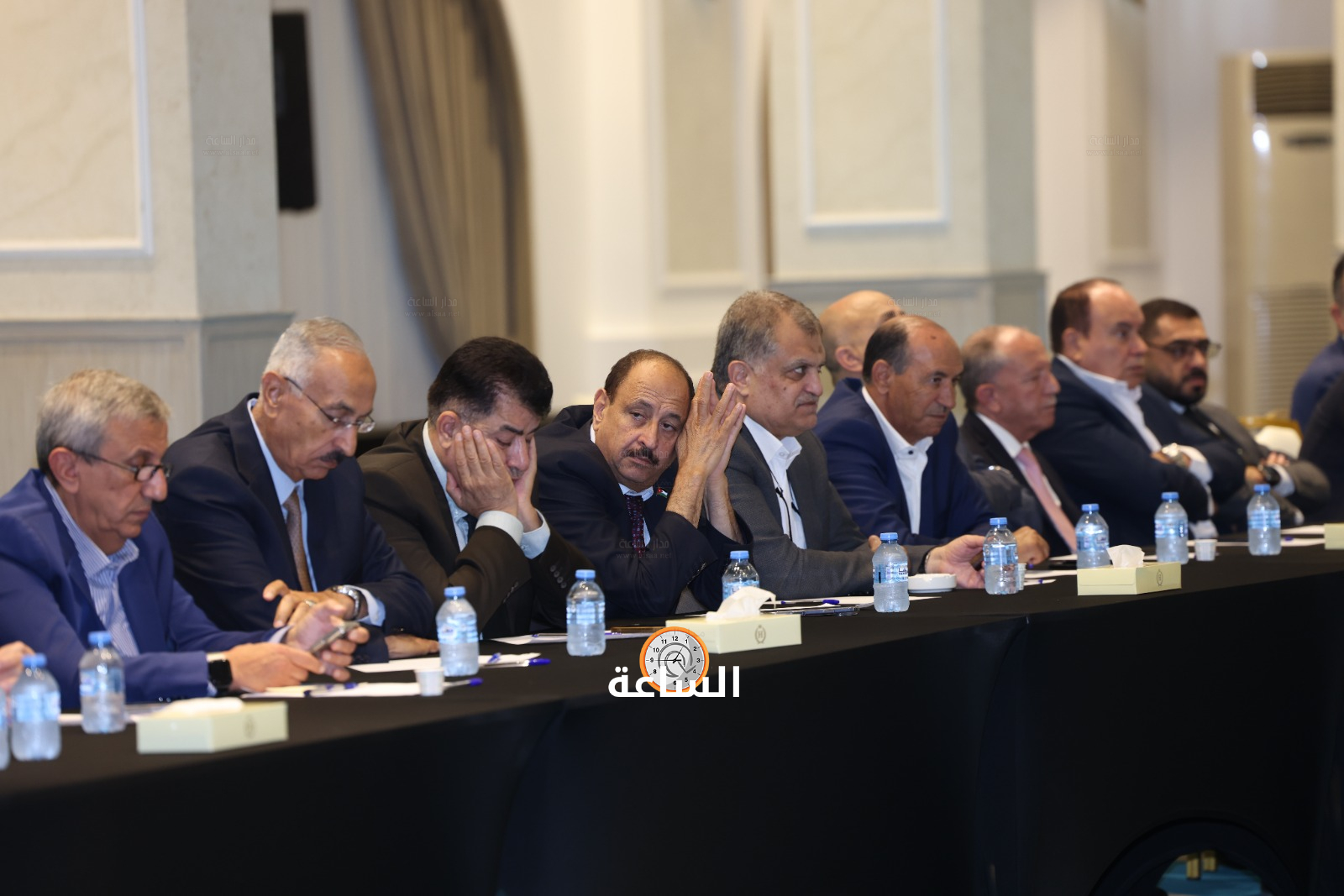 Madar Al-Saa Images 0.9472536670709658