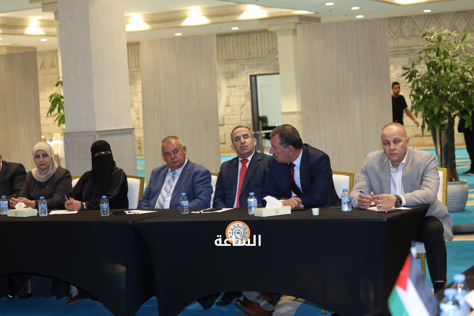 Madar Al-Saa Images 0.06645935086676624