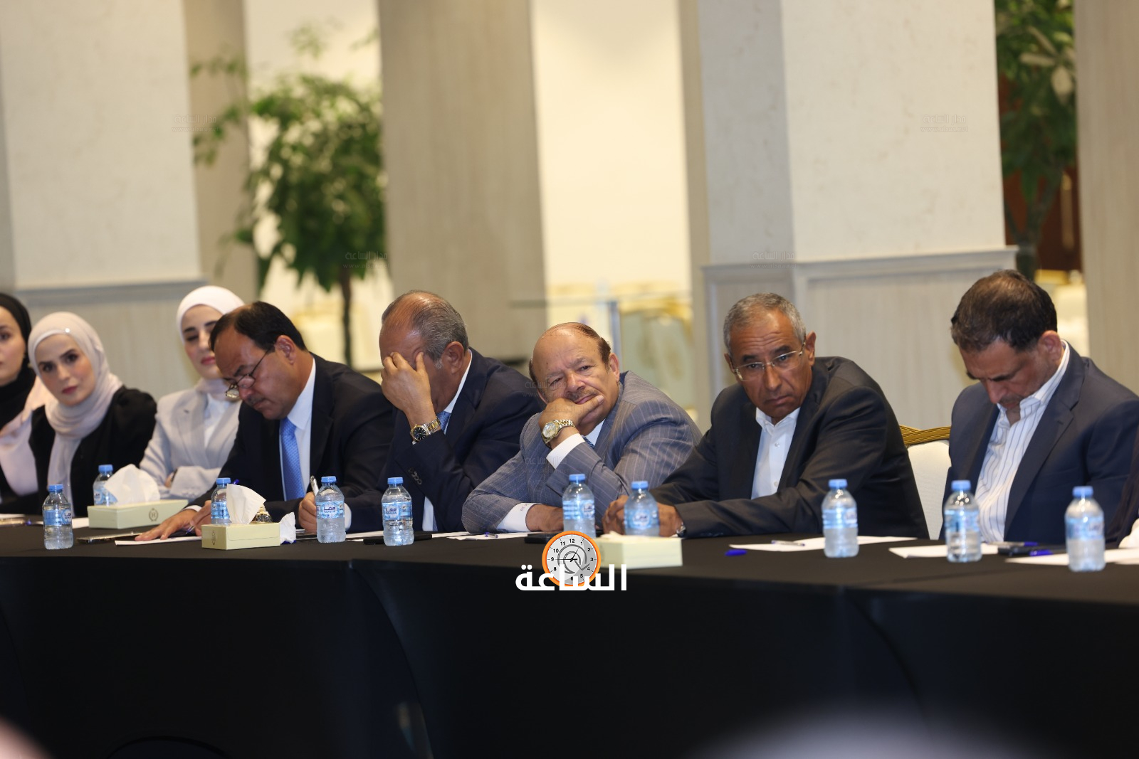 Madar Al-Saa Images 0.6499777599810175