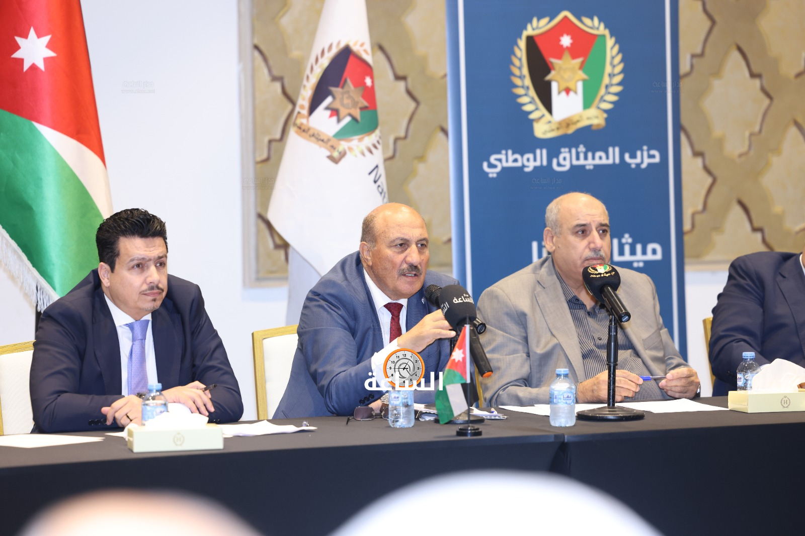 Madar Al-Saa Images 0.842712940776193