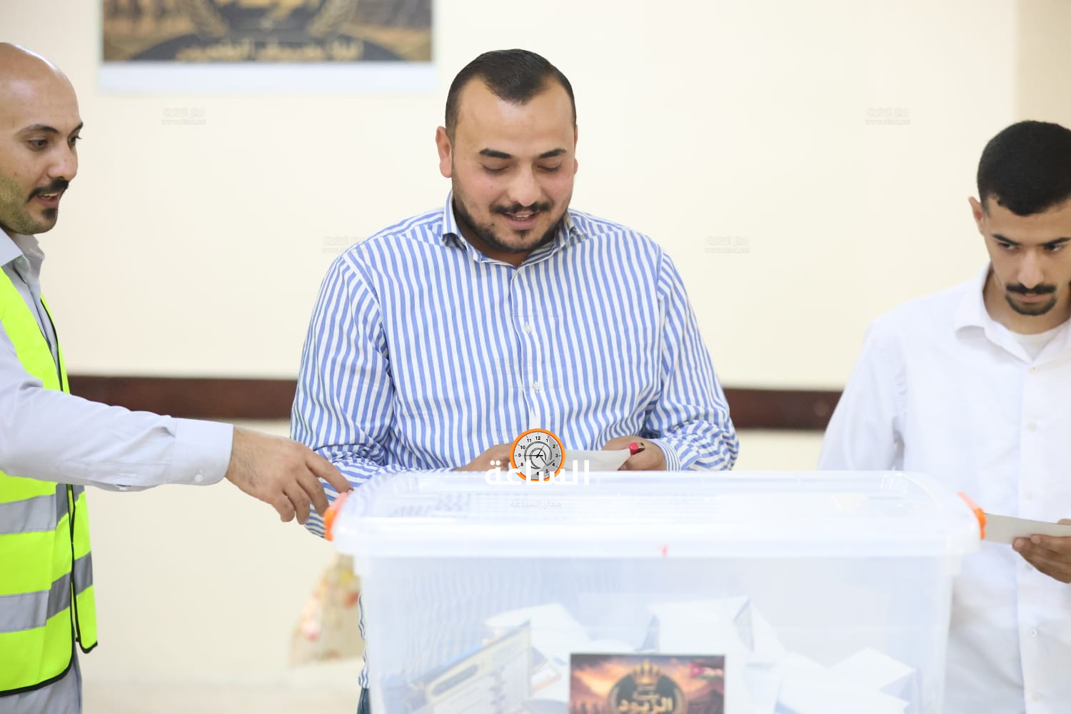 Madar Al-Saa Images 0.2071406390222852