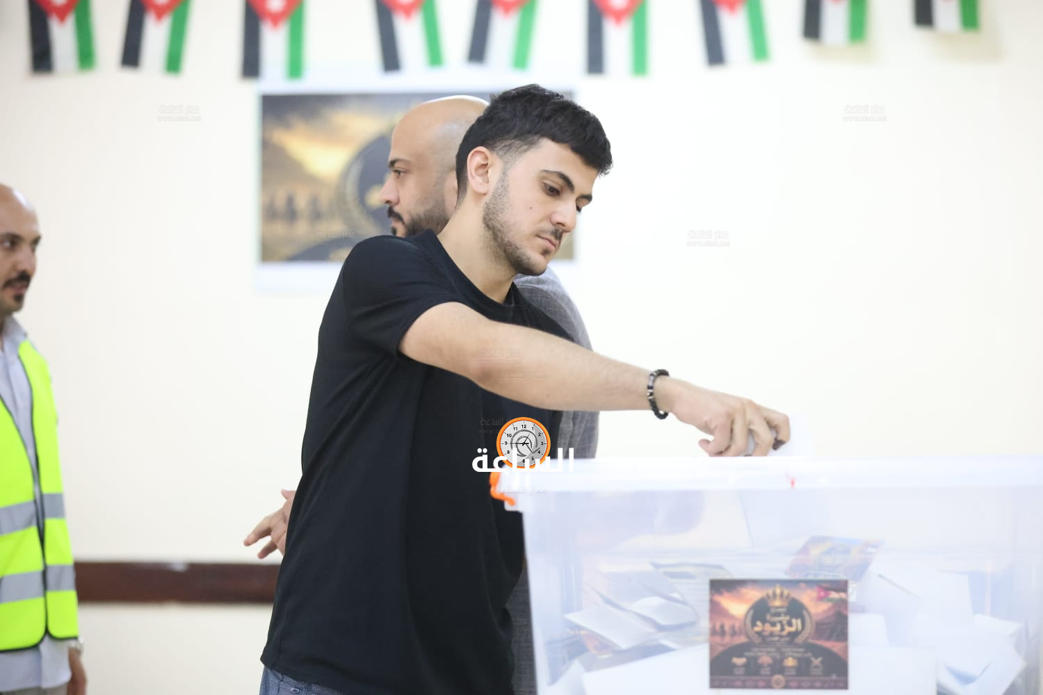 Madar Al-Saa Images 0.21237193812929966