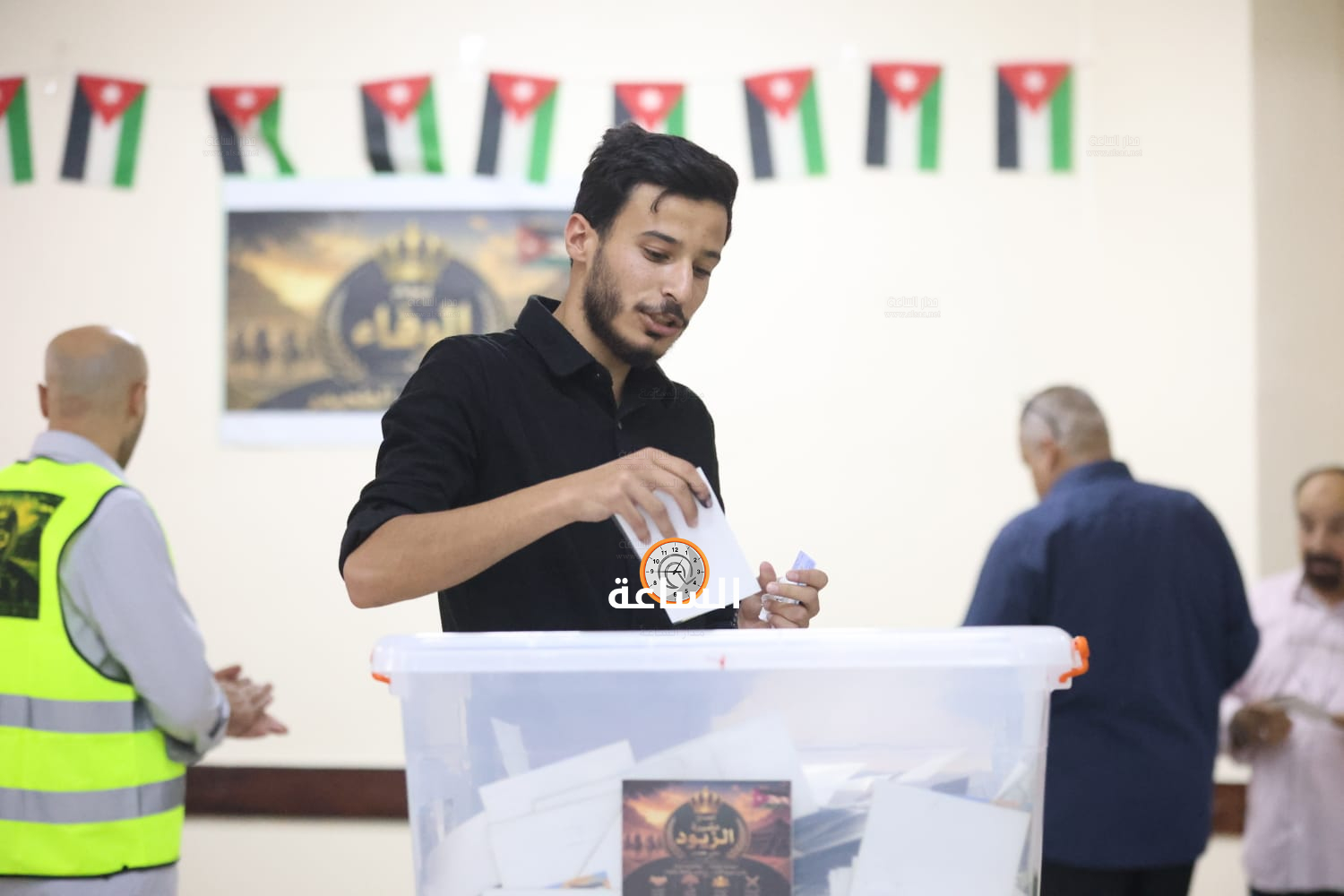 Madar Al-Saa Images 0.20189701833805263