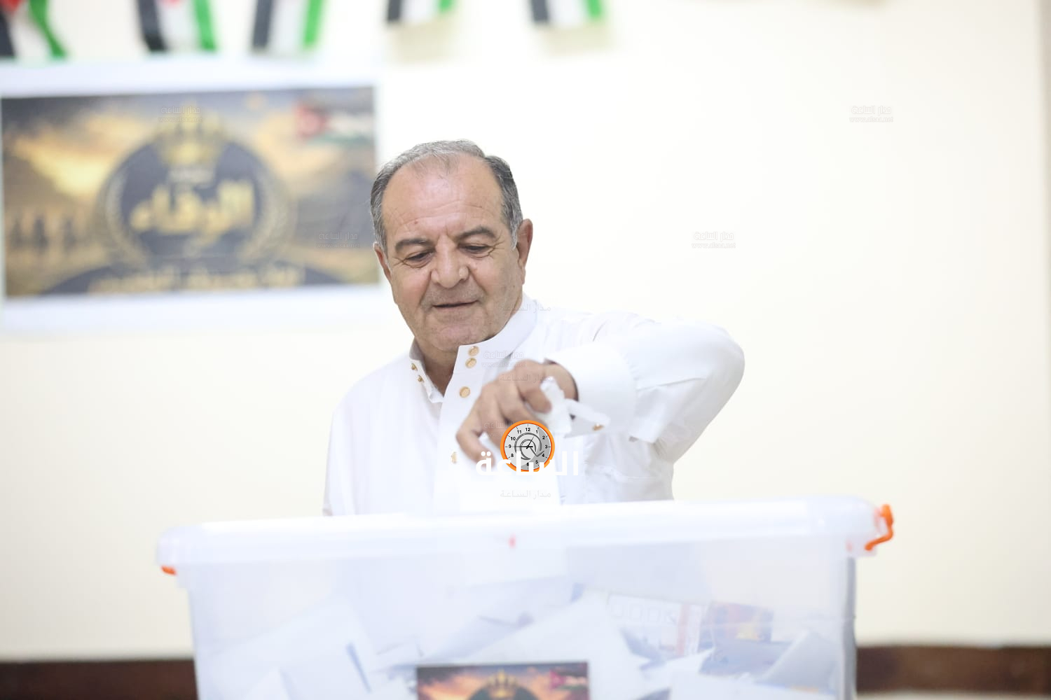 Madar Al-Saa Images 0.5754243651419562