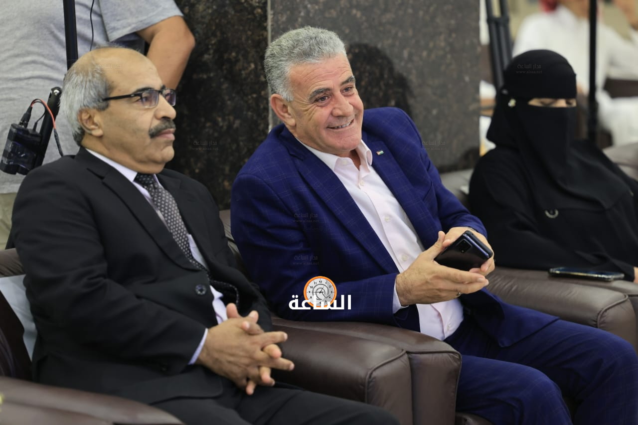 Madar Al-Saa Images 0.8041395230925588