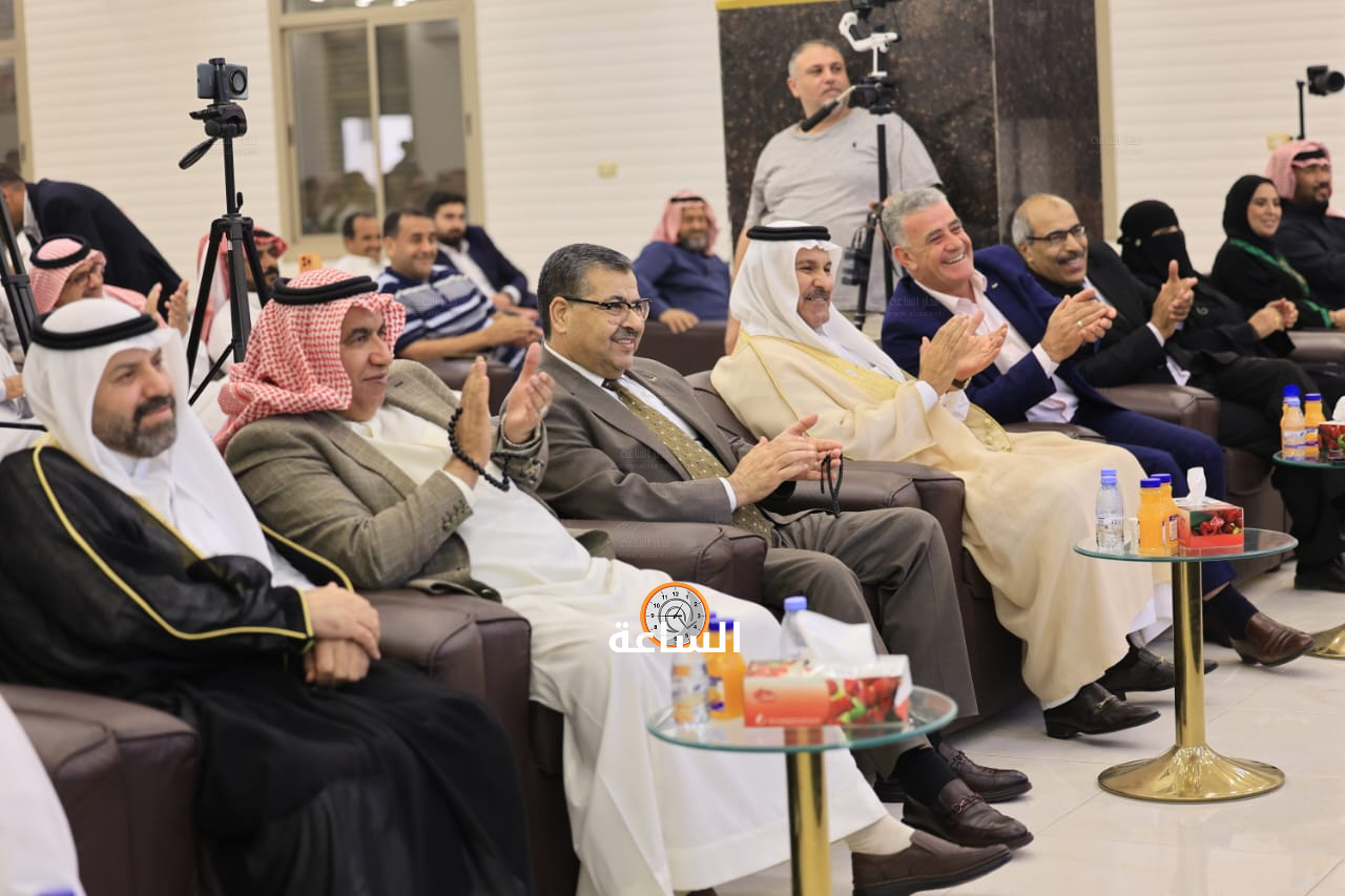 Madar Al-Saa Images 0.15899854125329693