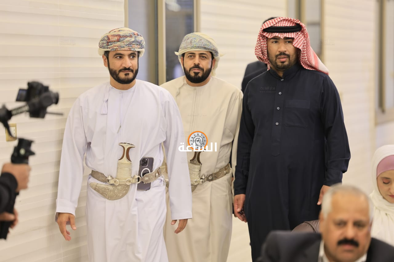 Madar Al-Saa Images 0.3057469353765807