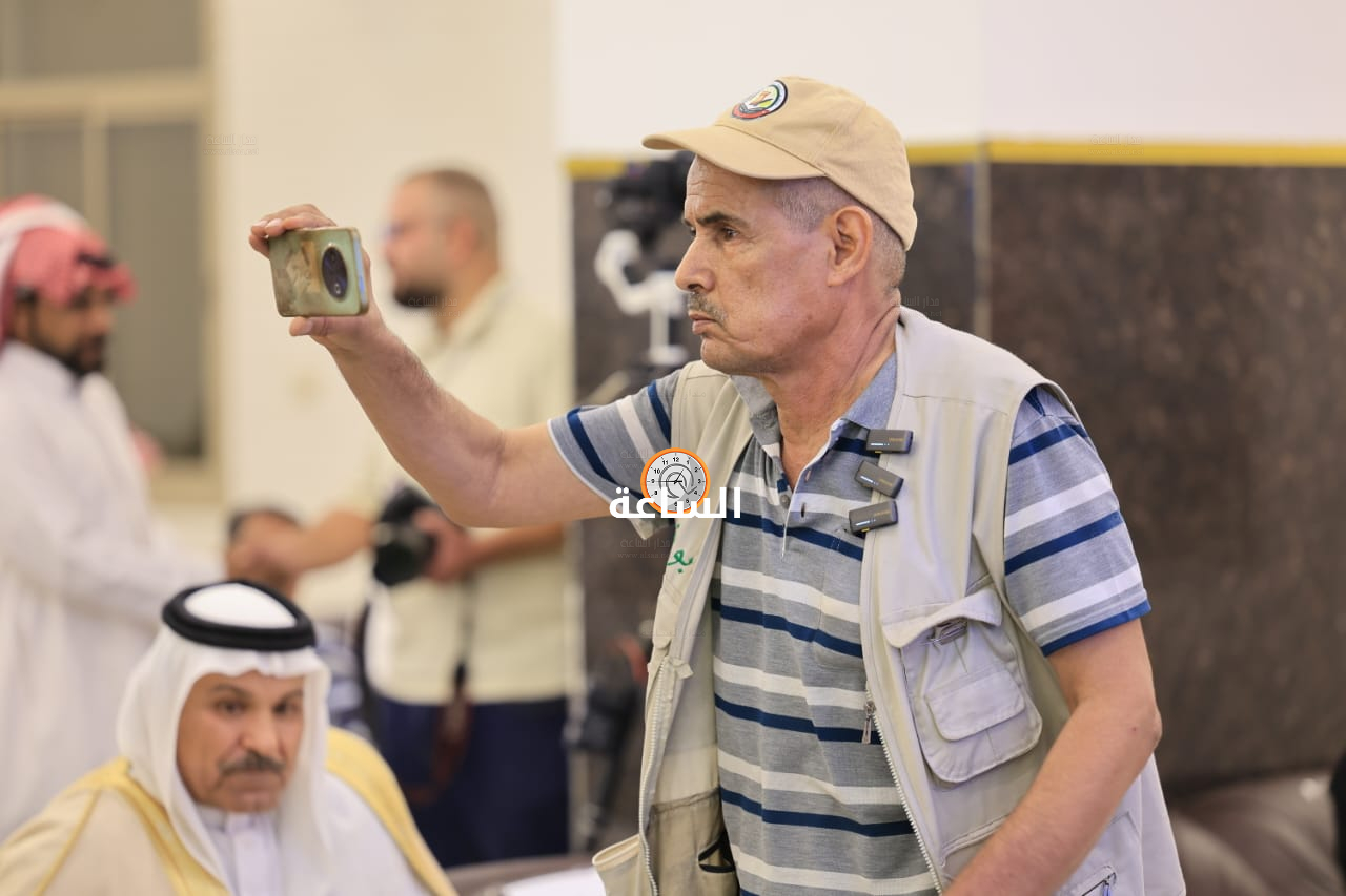Madar Al-Saa Images 0.8552601484525783